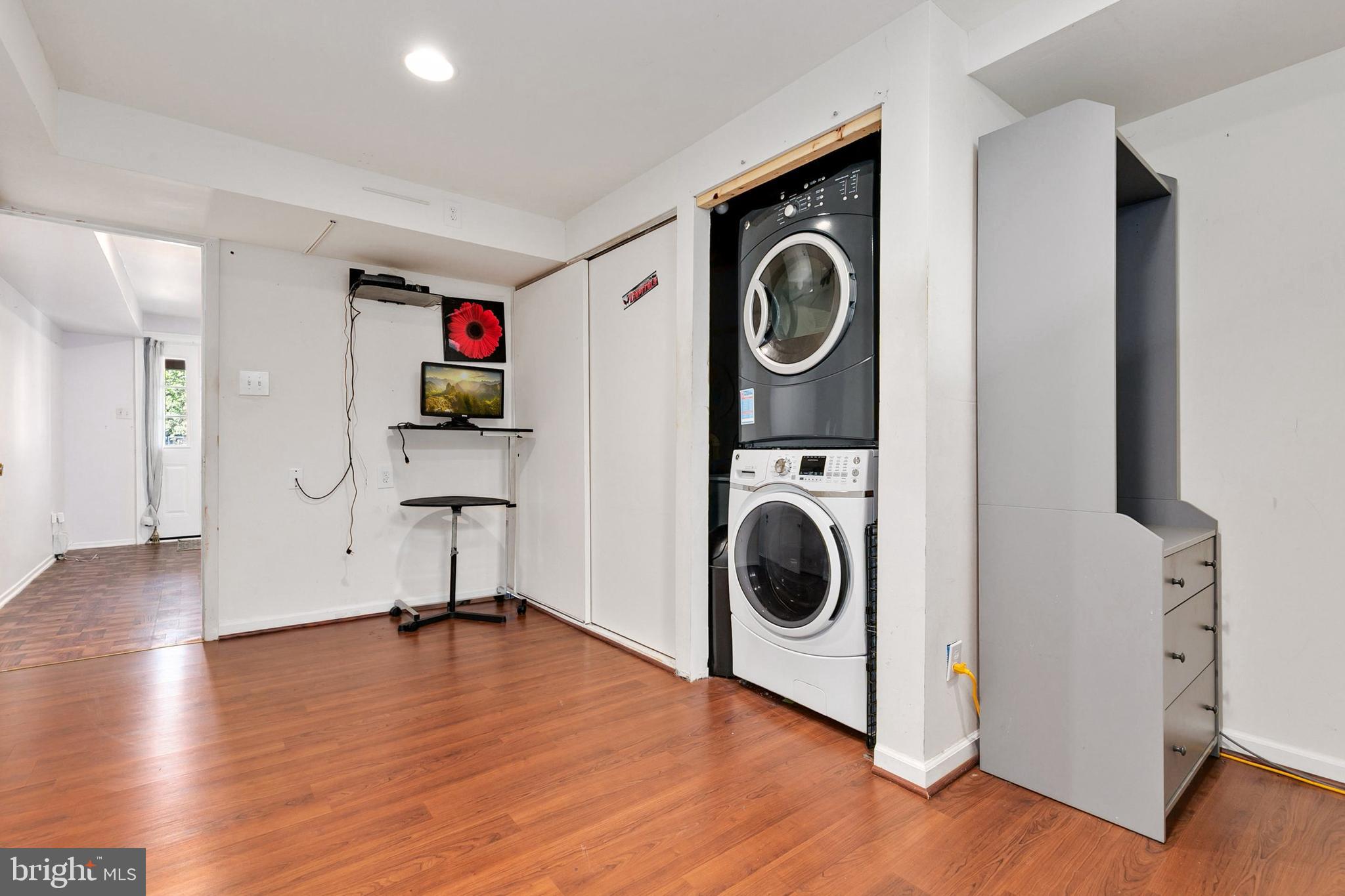 HIGHFIELD - Residential