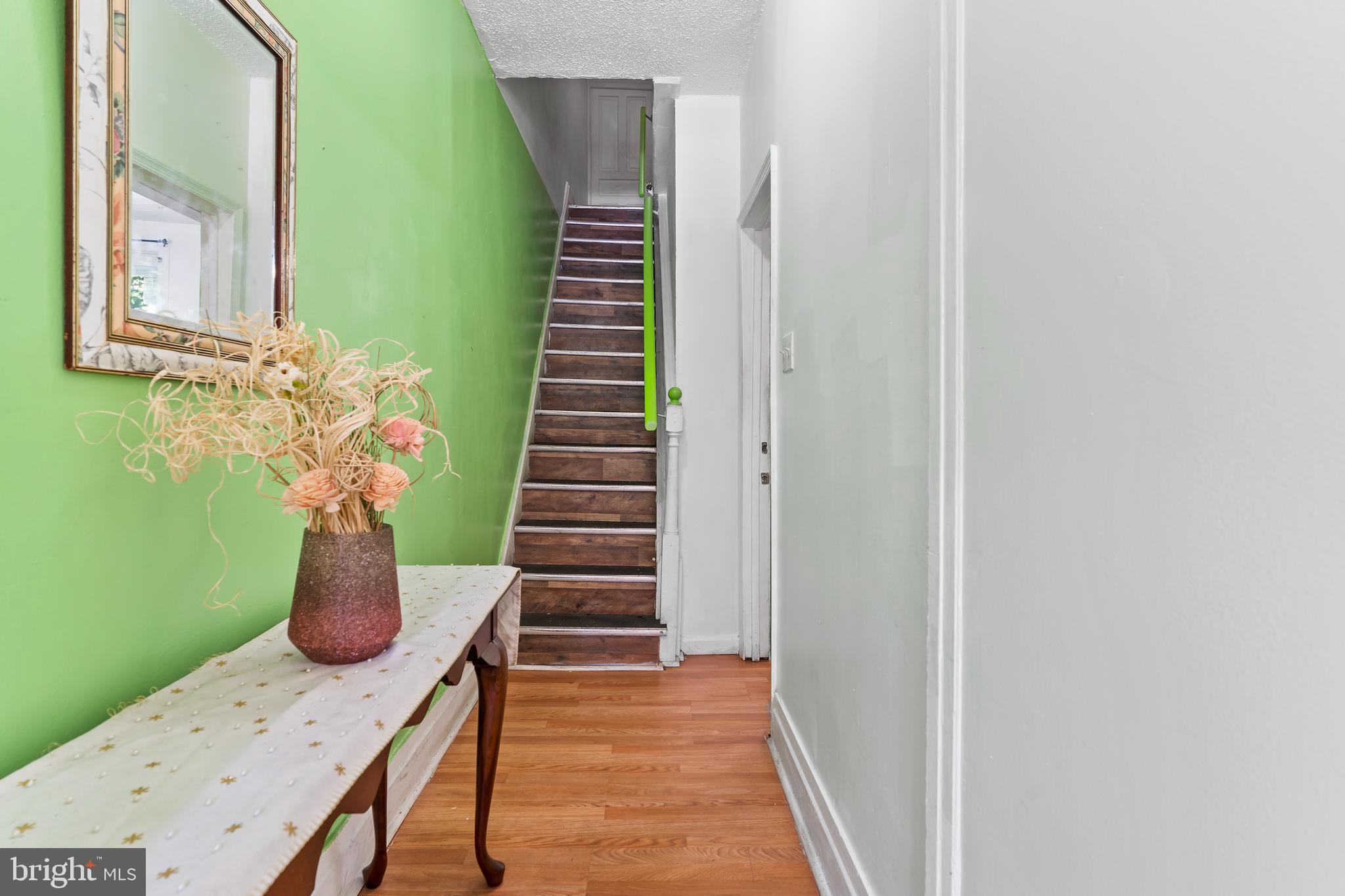 522 CURTIN STREET