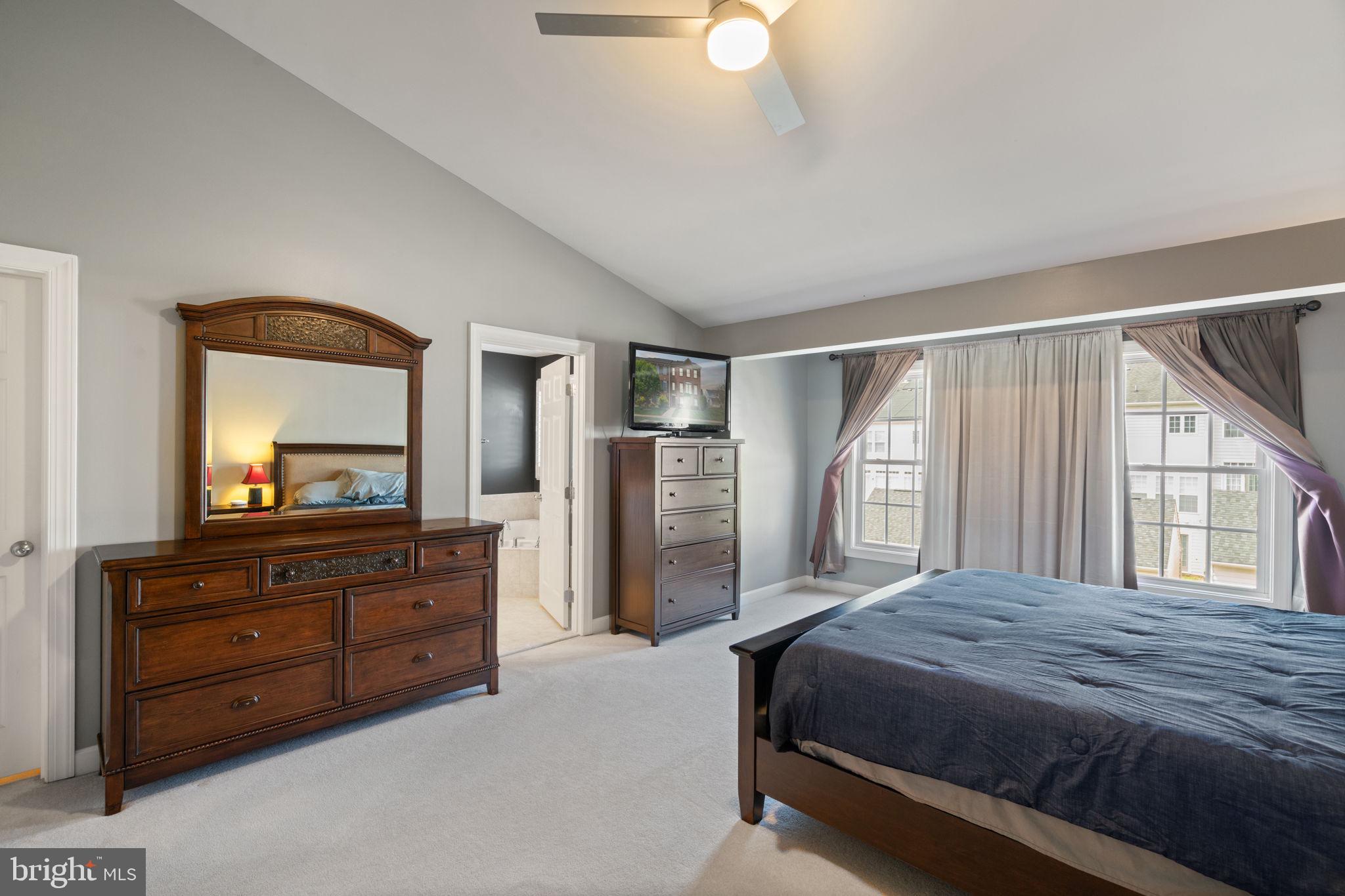 PORT POTOMAC - Residential