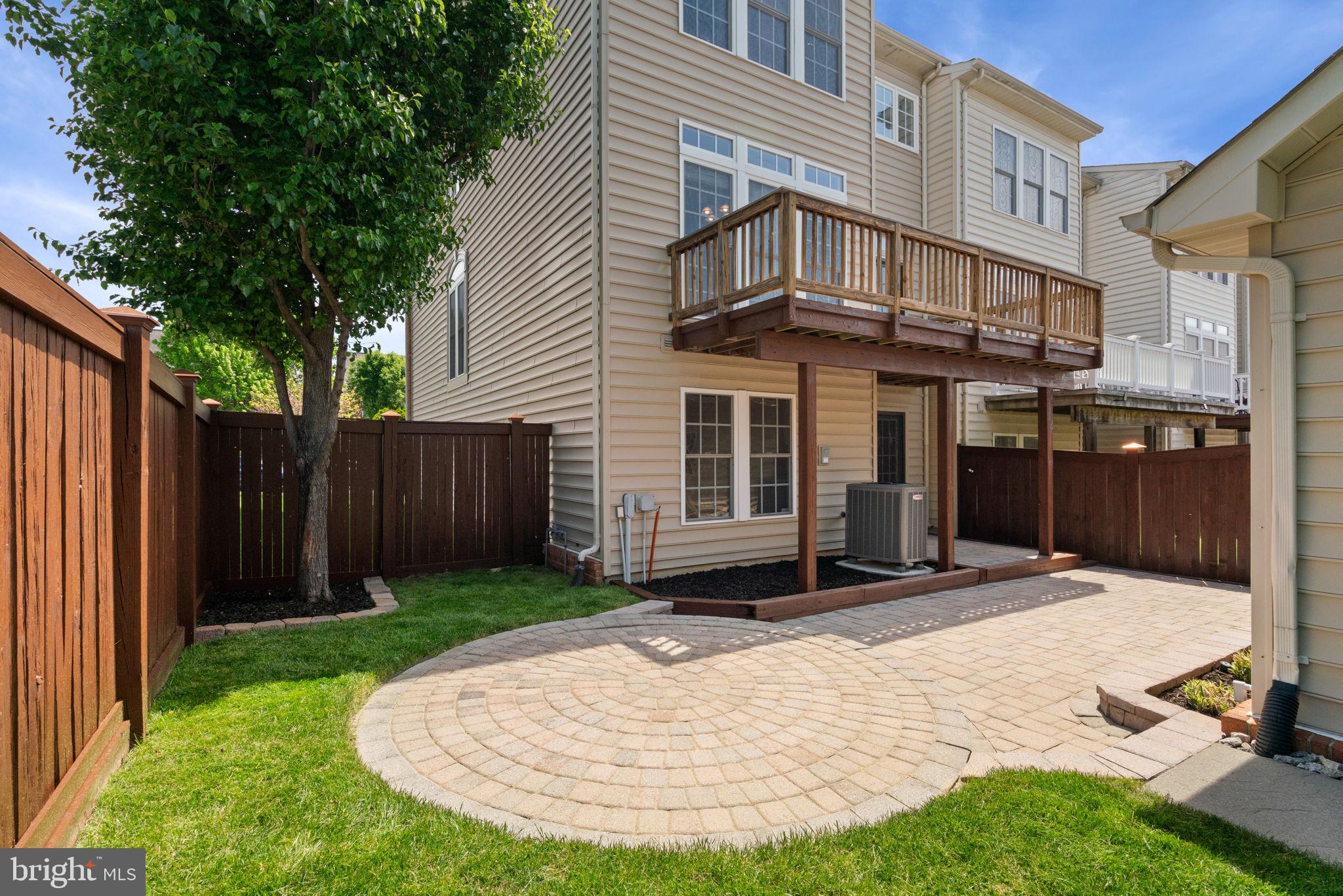 PORT POTOMAC - Residential