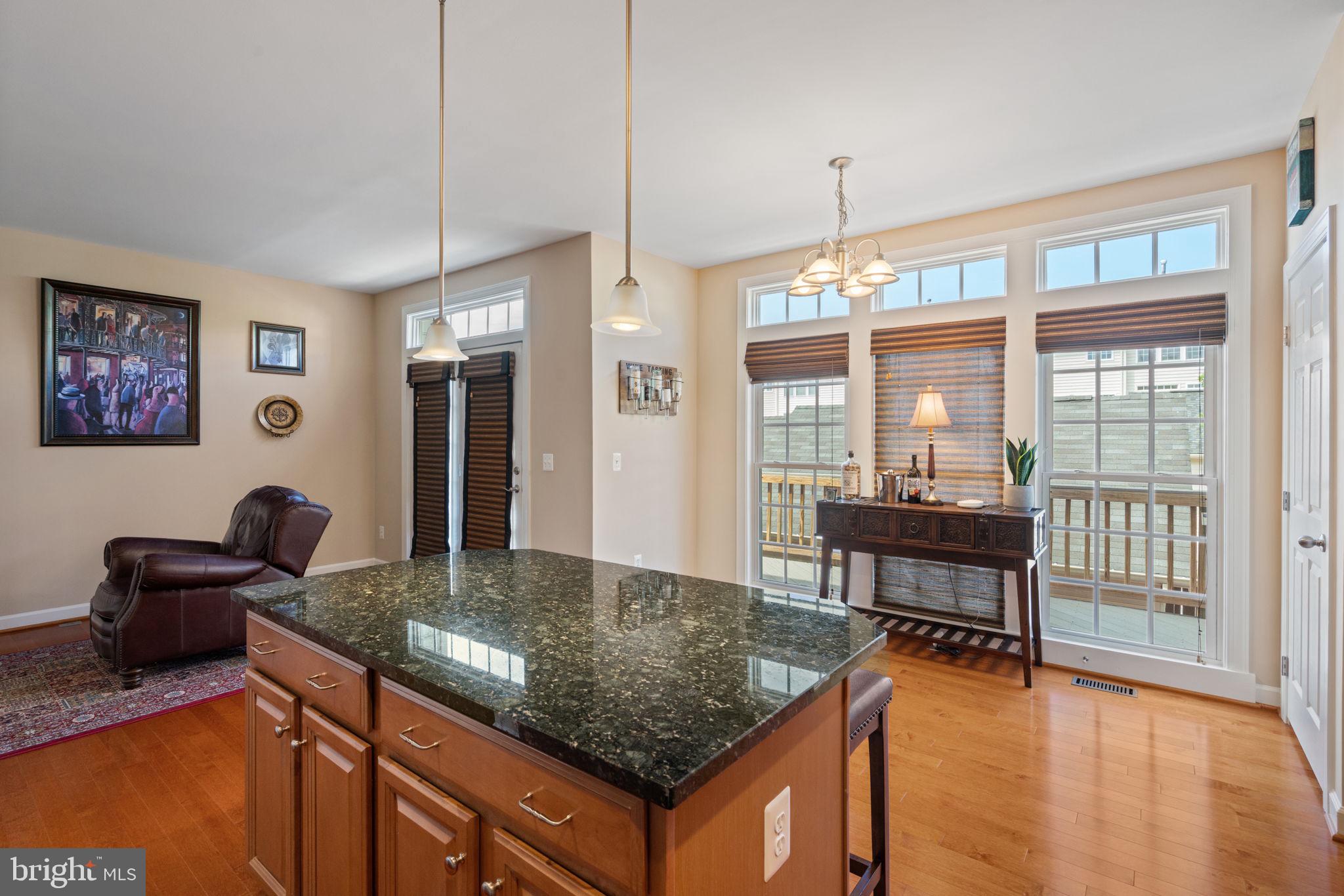 PORT POTOMAC - Residential