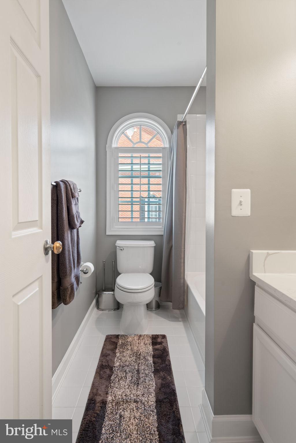 PORT POTOMAC - Residential