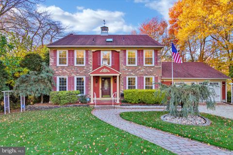 13 BROOKVIEW DRIVE VOORHEES NJ 08043