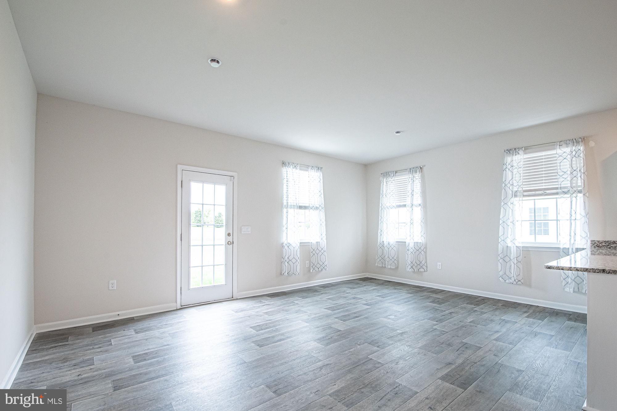 LURAY LANDING - Residential