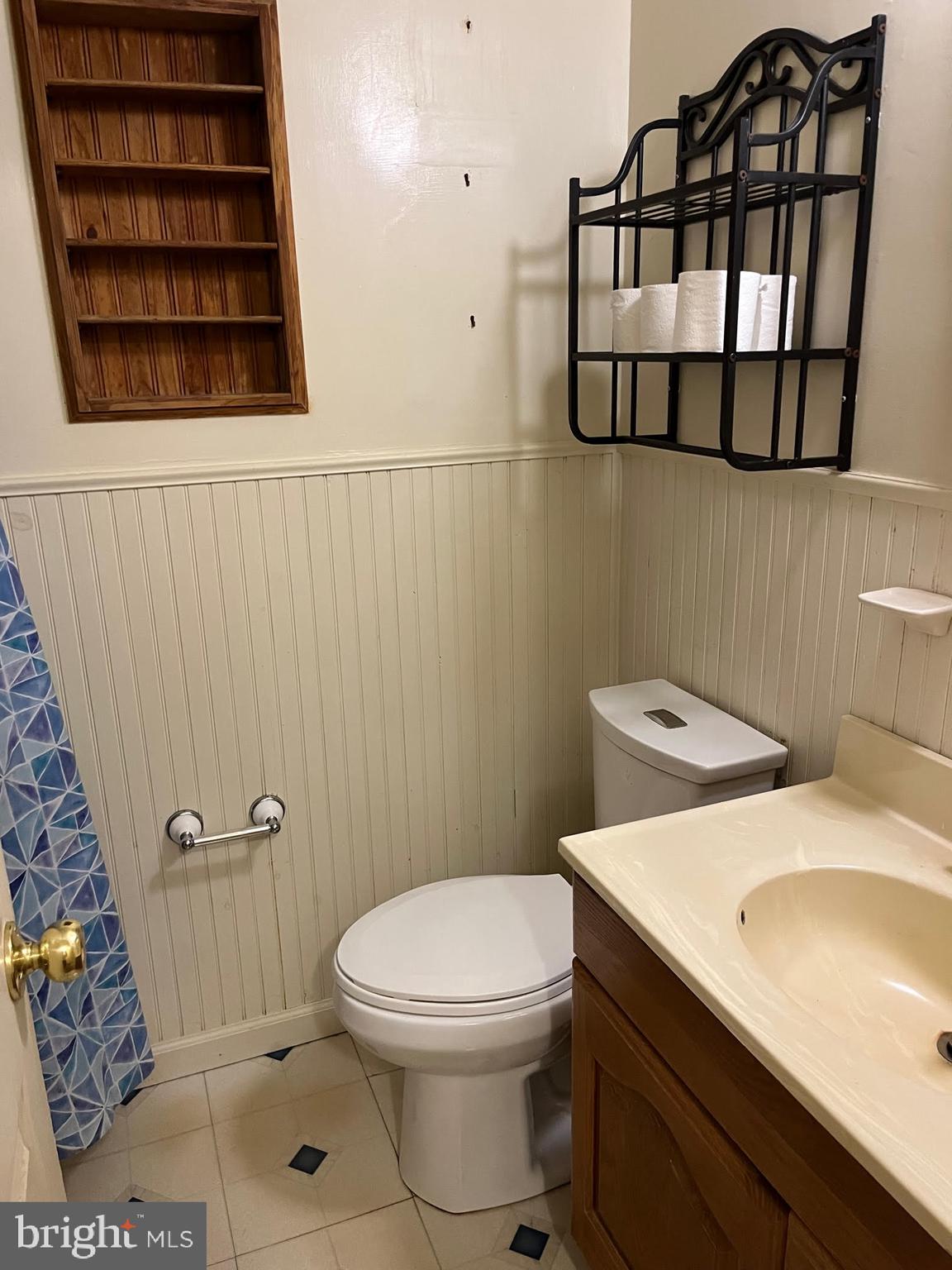 FAIRLAWN-LAUREL - Residential