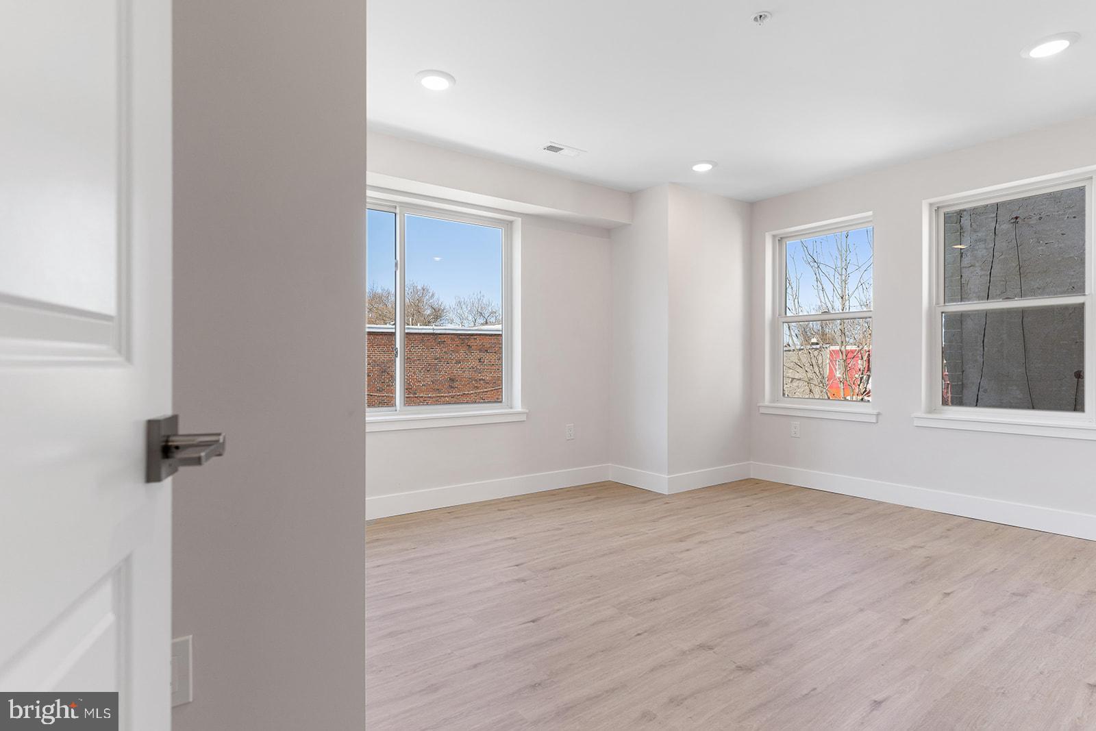 BREWERYTOWN - Commercial Sale