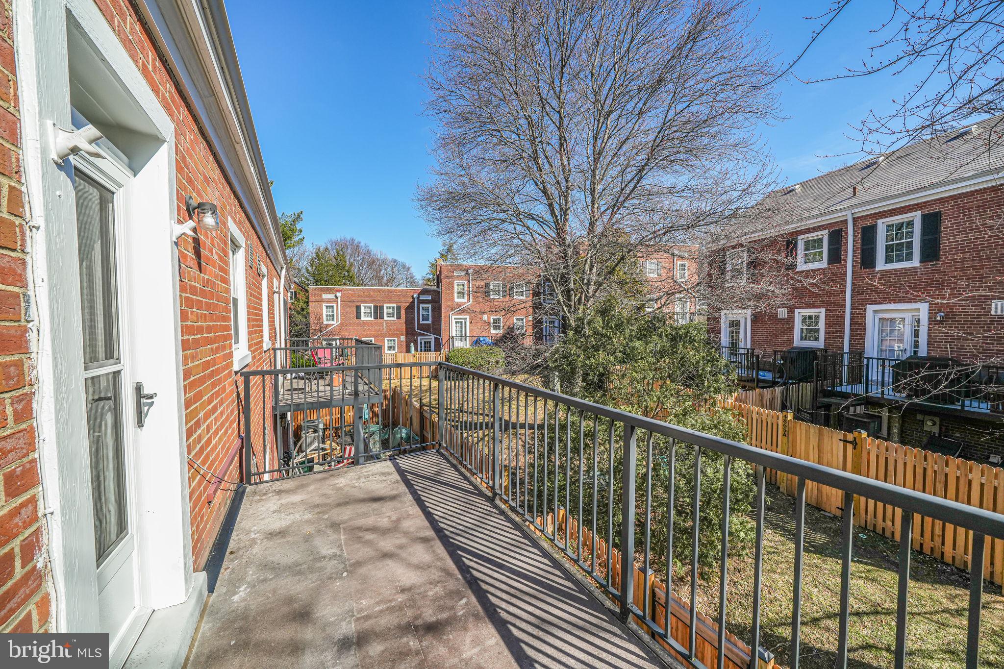 FAIRLINGTON VILLAGES - Residential
