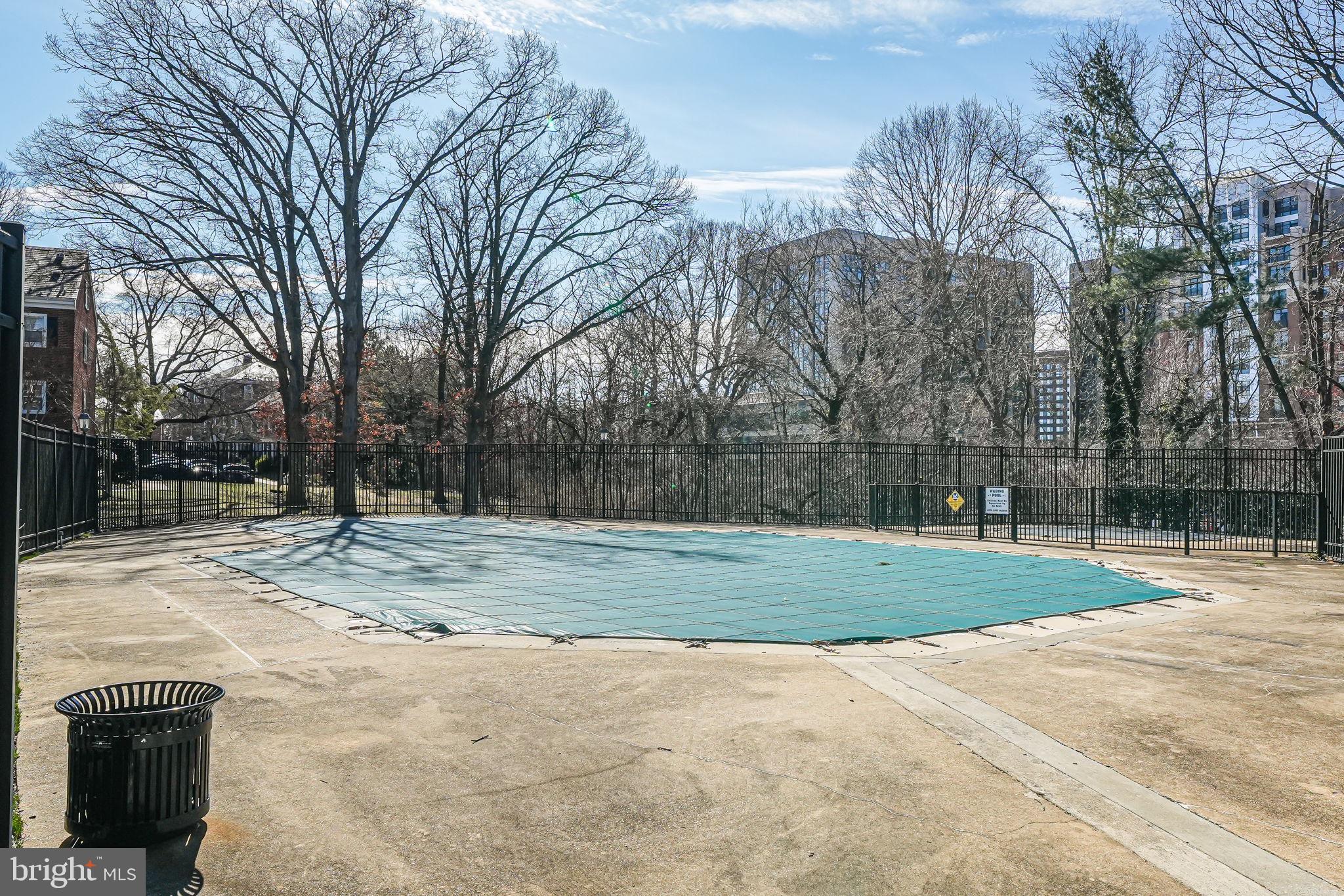 FAIRLINGTON VILLAGES - Residential