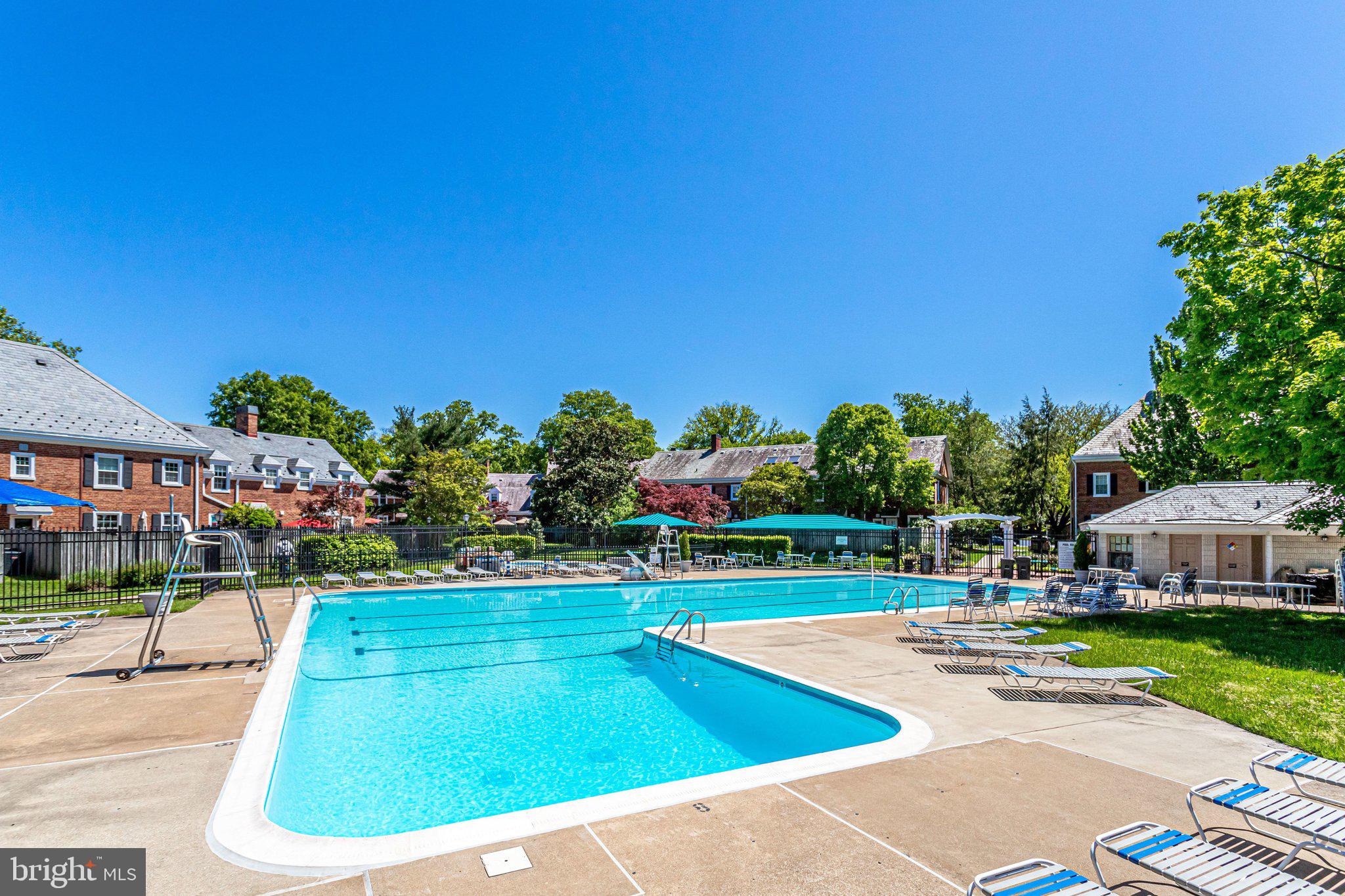 FAIRLINGTON GLEN - Residential