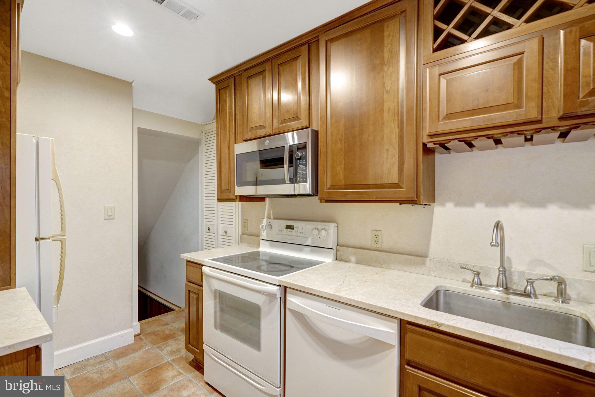 FAIRLINGTON GLEN - Residential