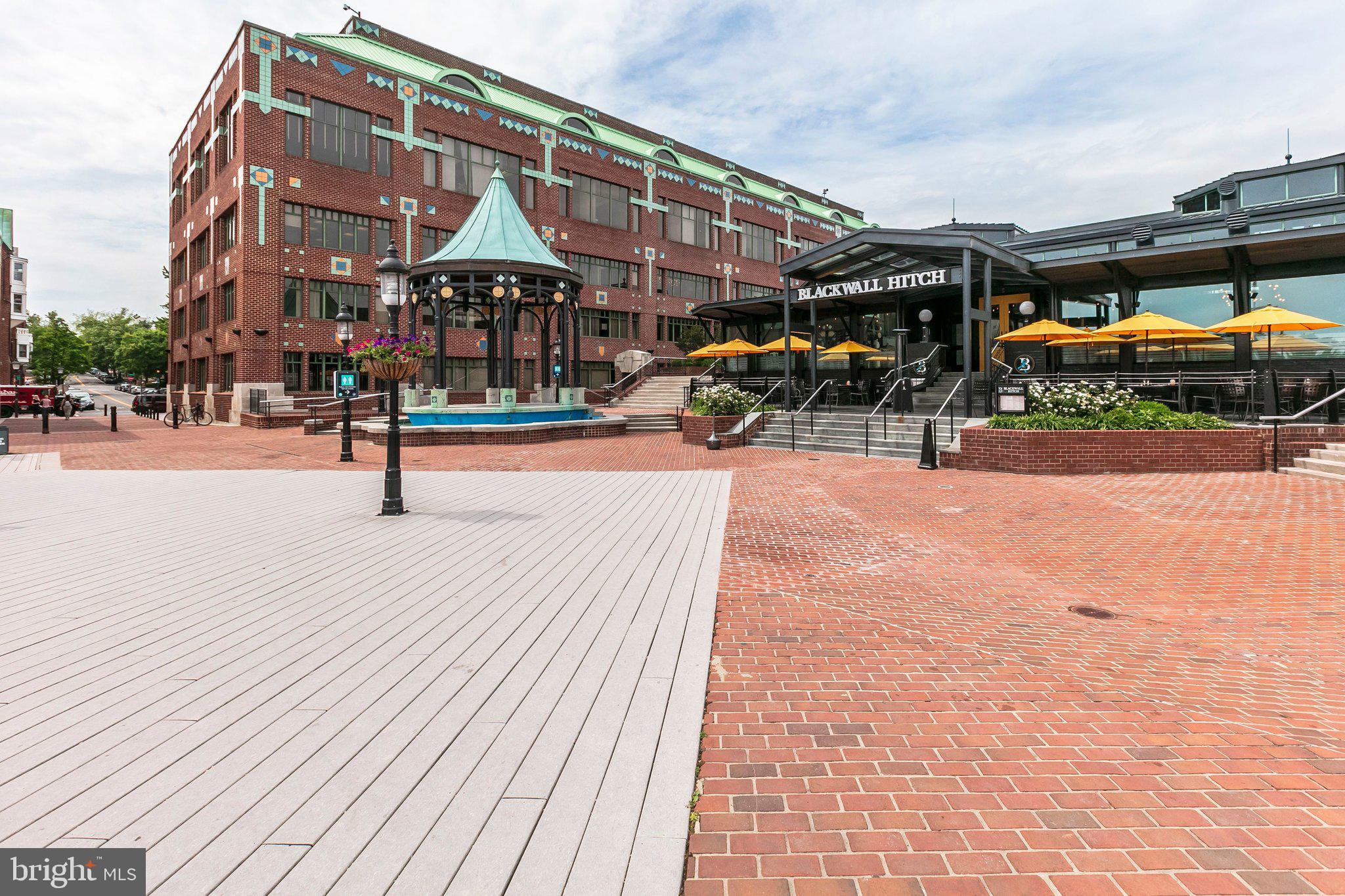 FAIRLINGTON GLEN - Residential