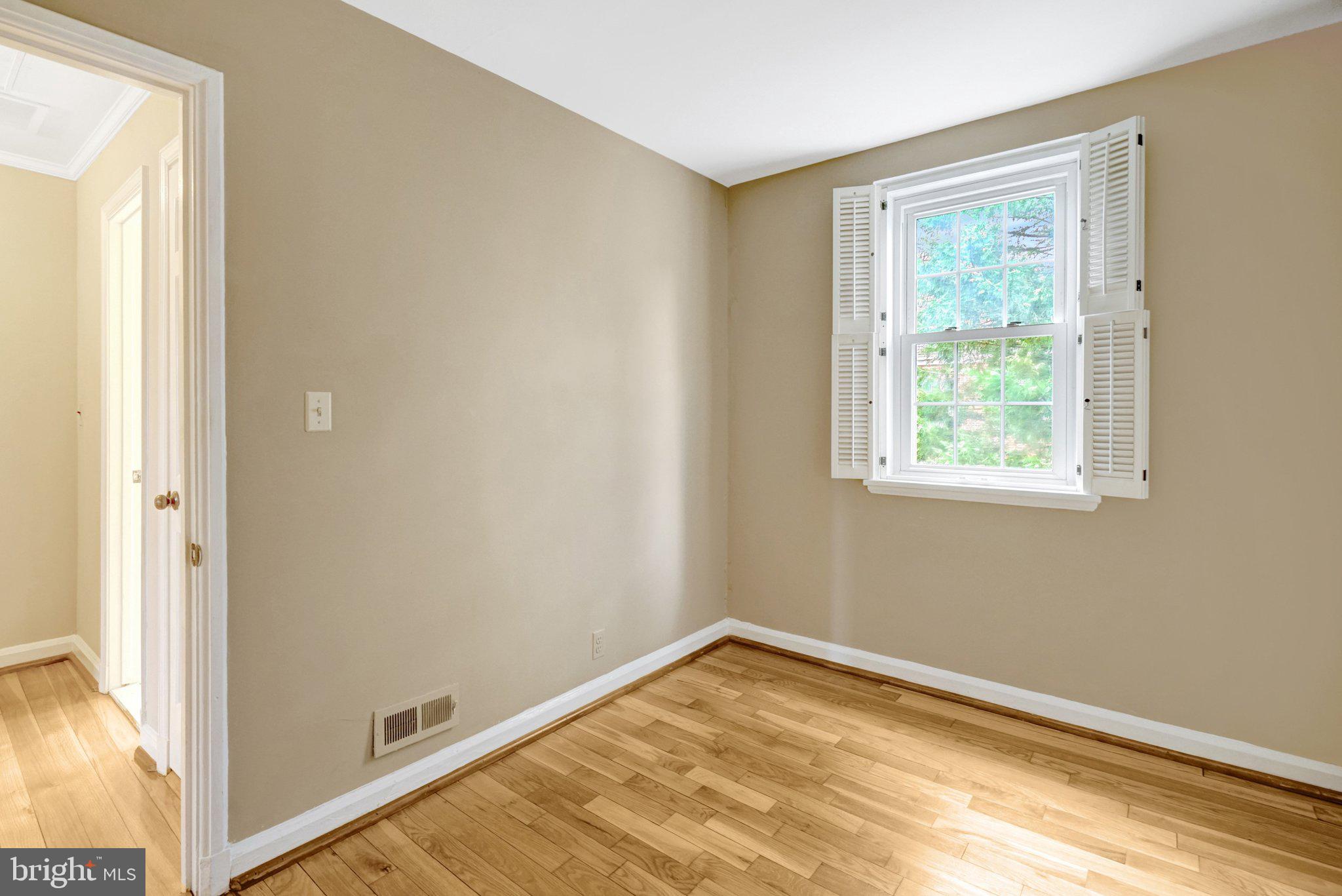 FAIRLINGTON GLEN - Residential