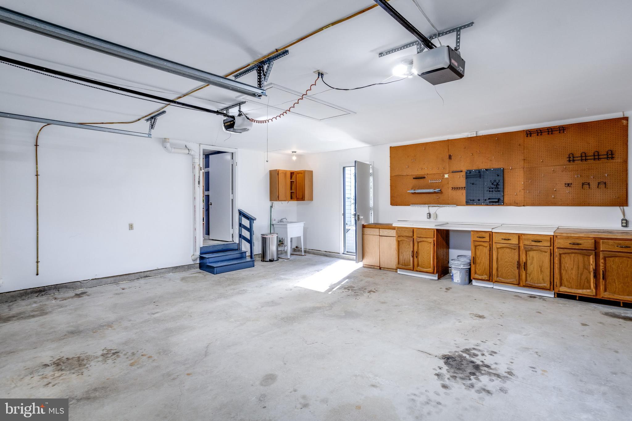 GREENWOOD ESTATES - Residential