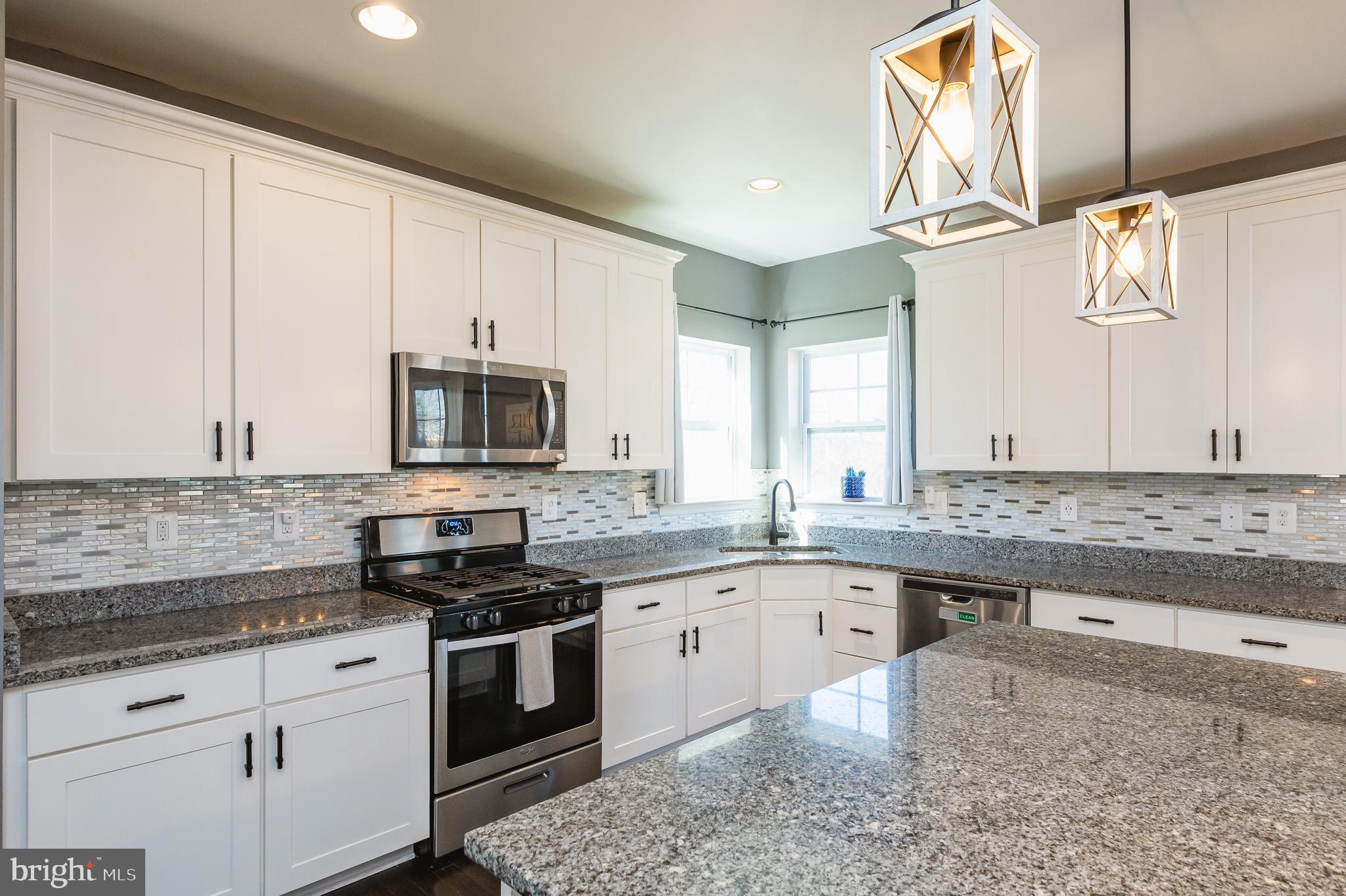 WHISPERING PINES - Residential