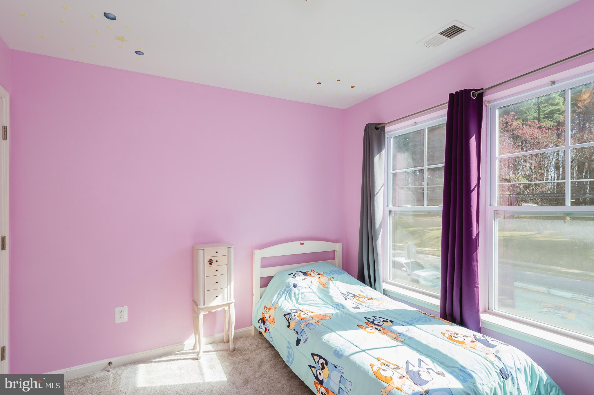 WHISPERING PINES - Residential