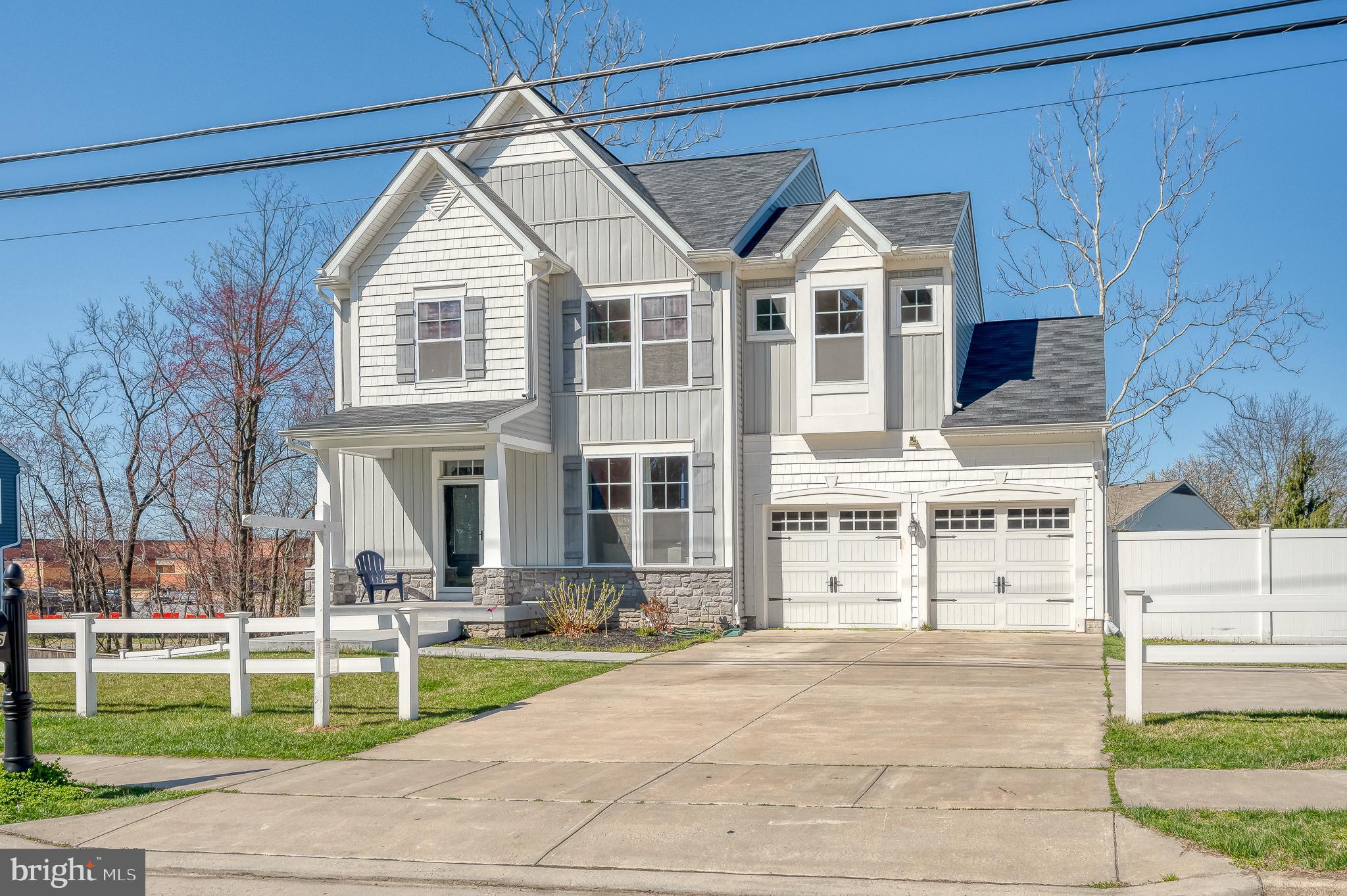 WHISPERING PINES - Residential