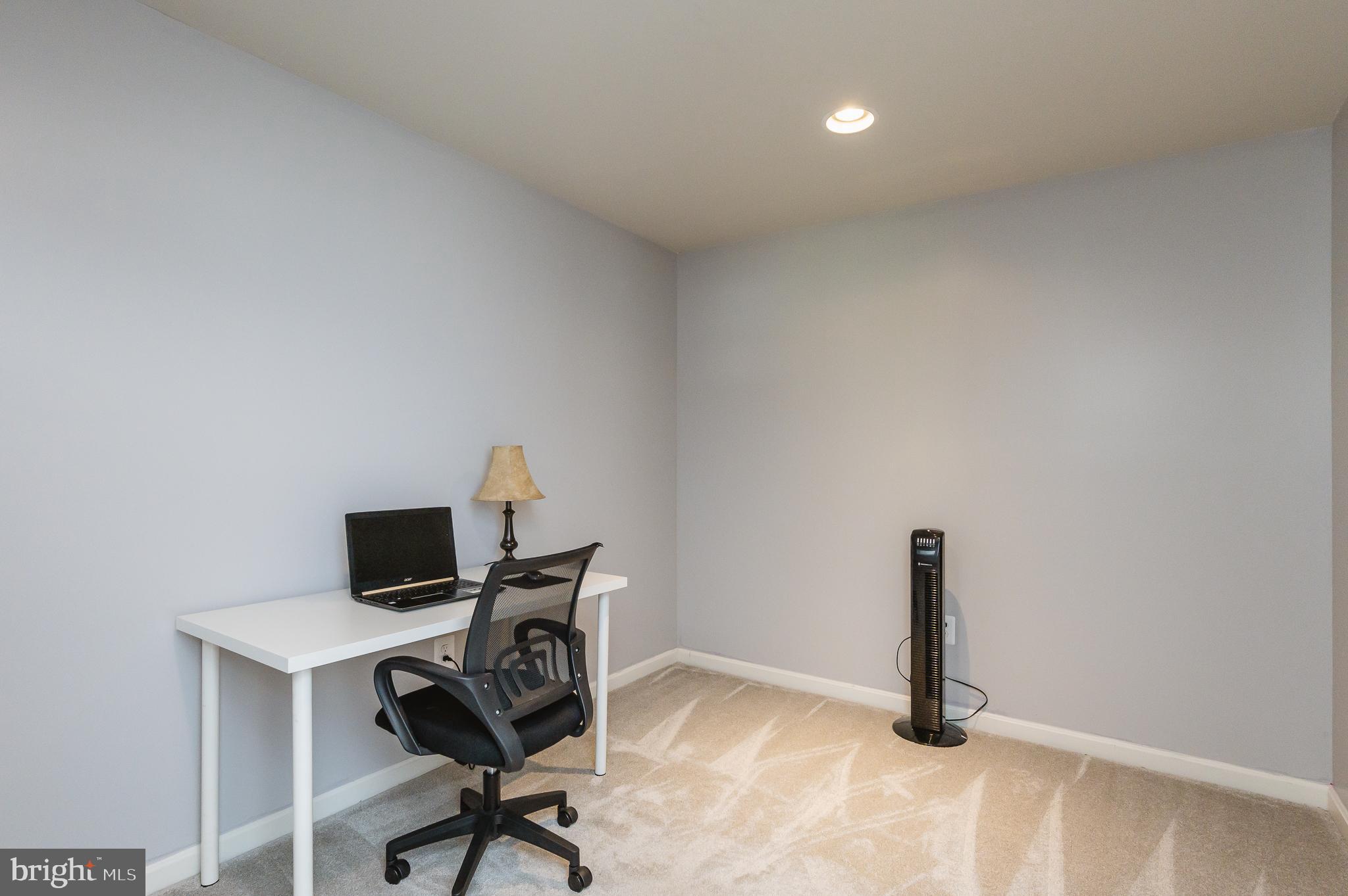 WHISPERING PINES - Residential