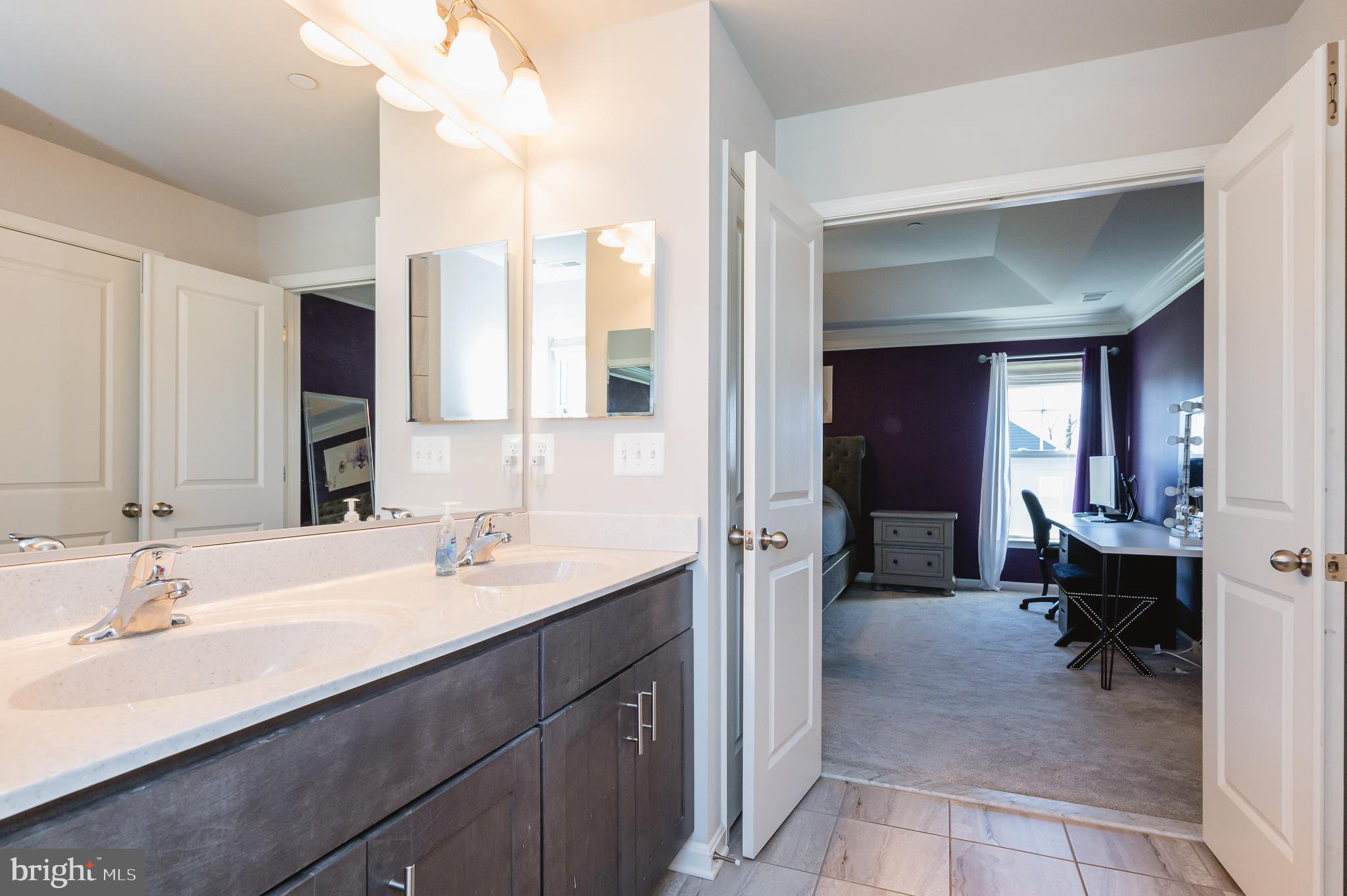 WHISPERING PINES - Residential