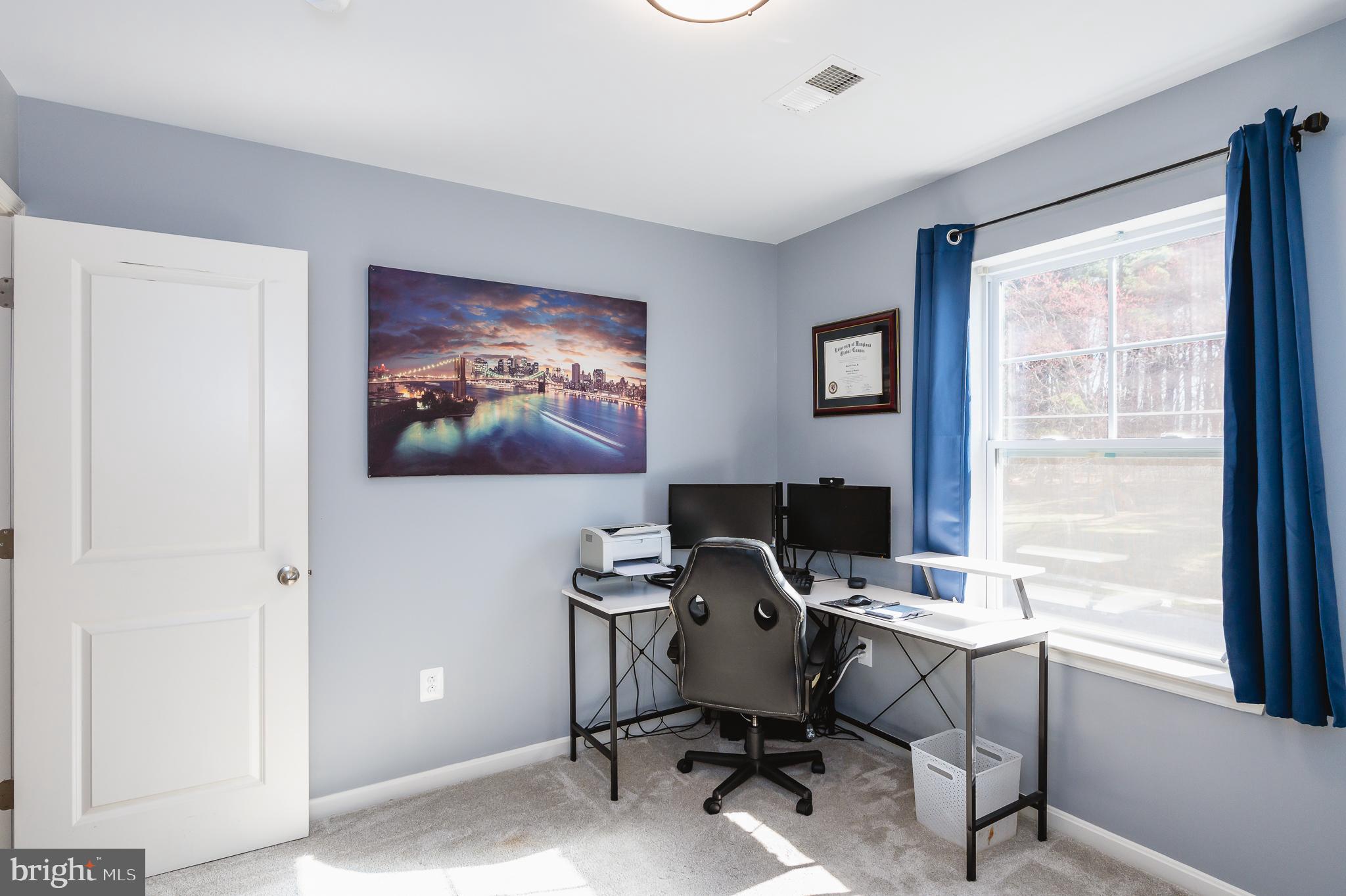 WHISPERING PINES - Residential