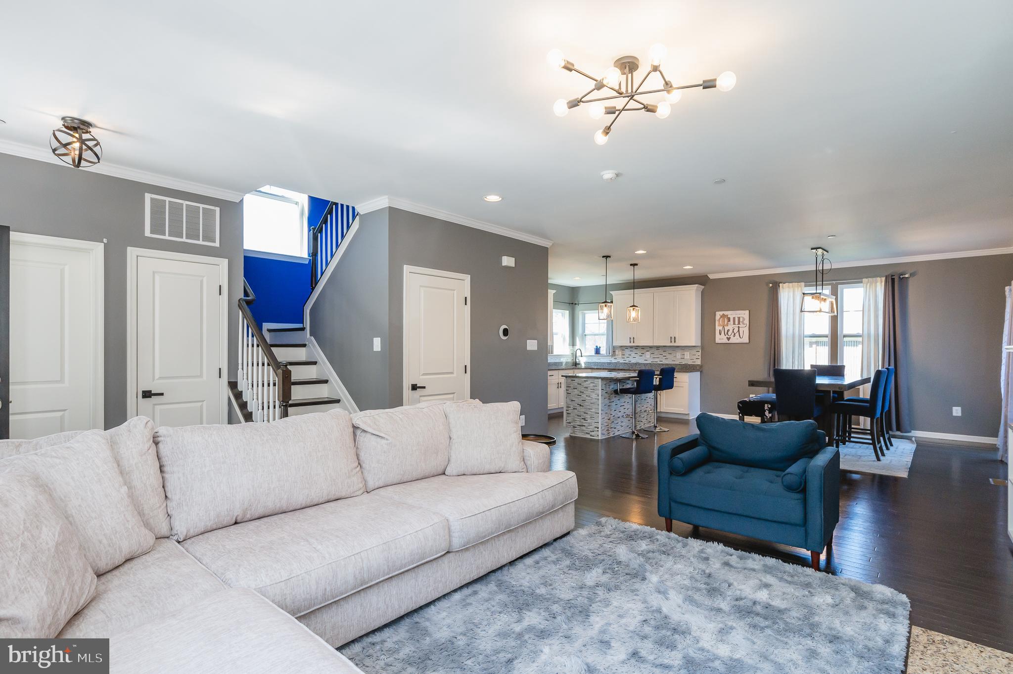 WHISPERING PINES - Residential