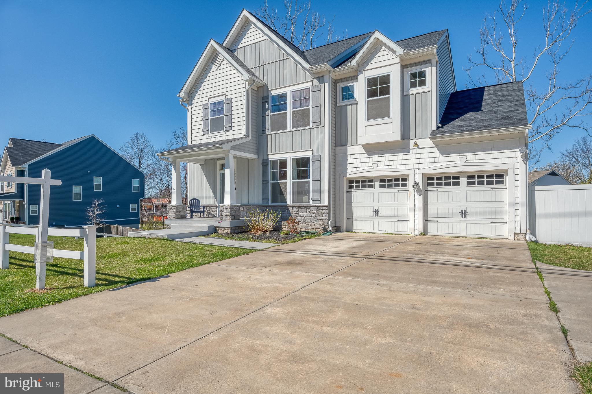 WHISPERING PINES - Residential