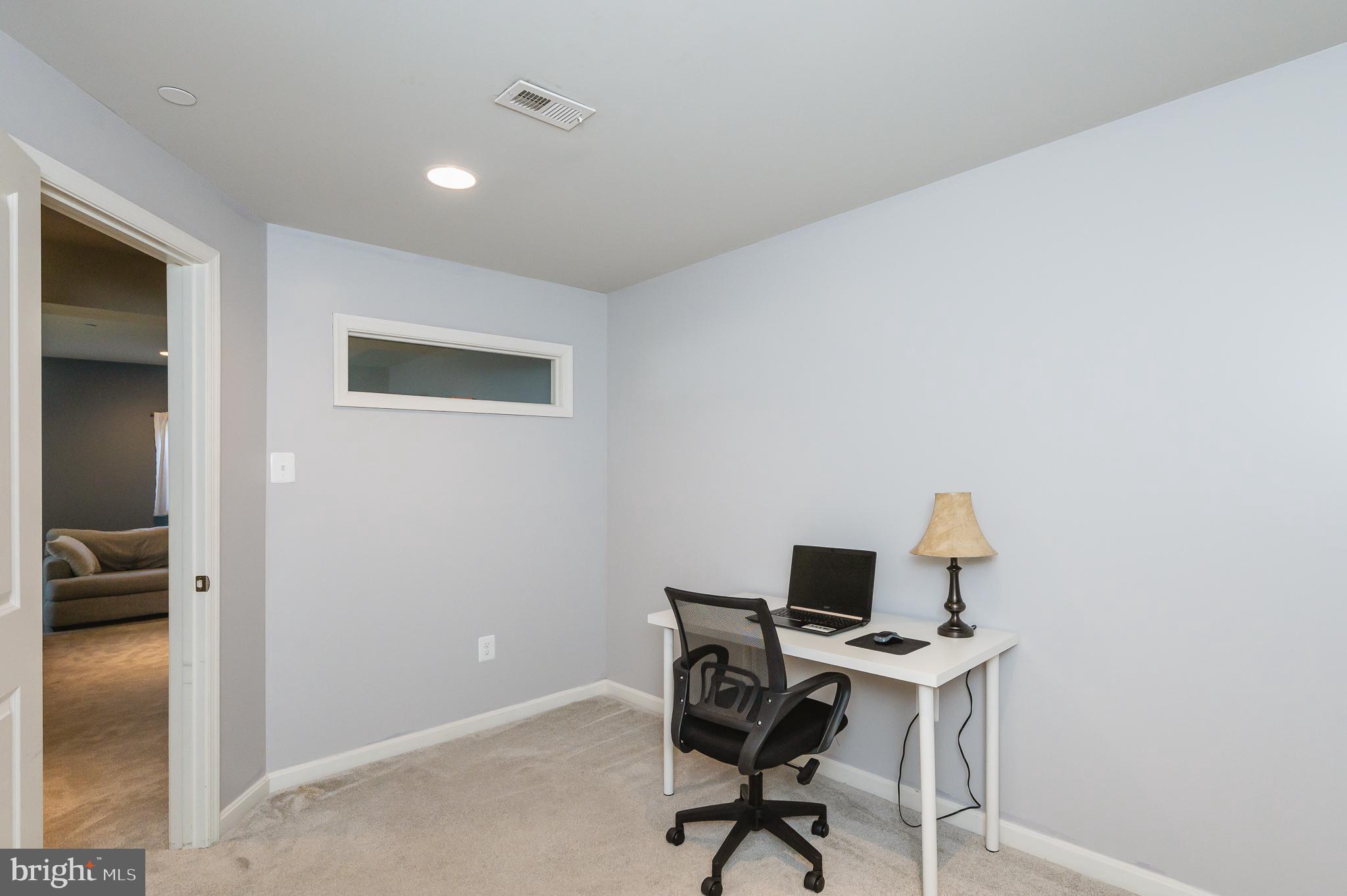 WHISPERING PINES - Residential