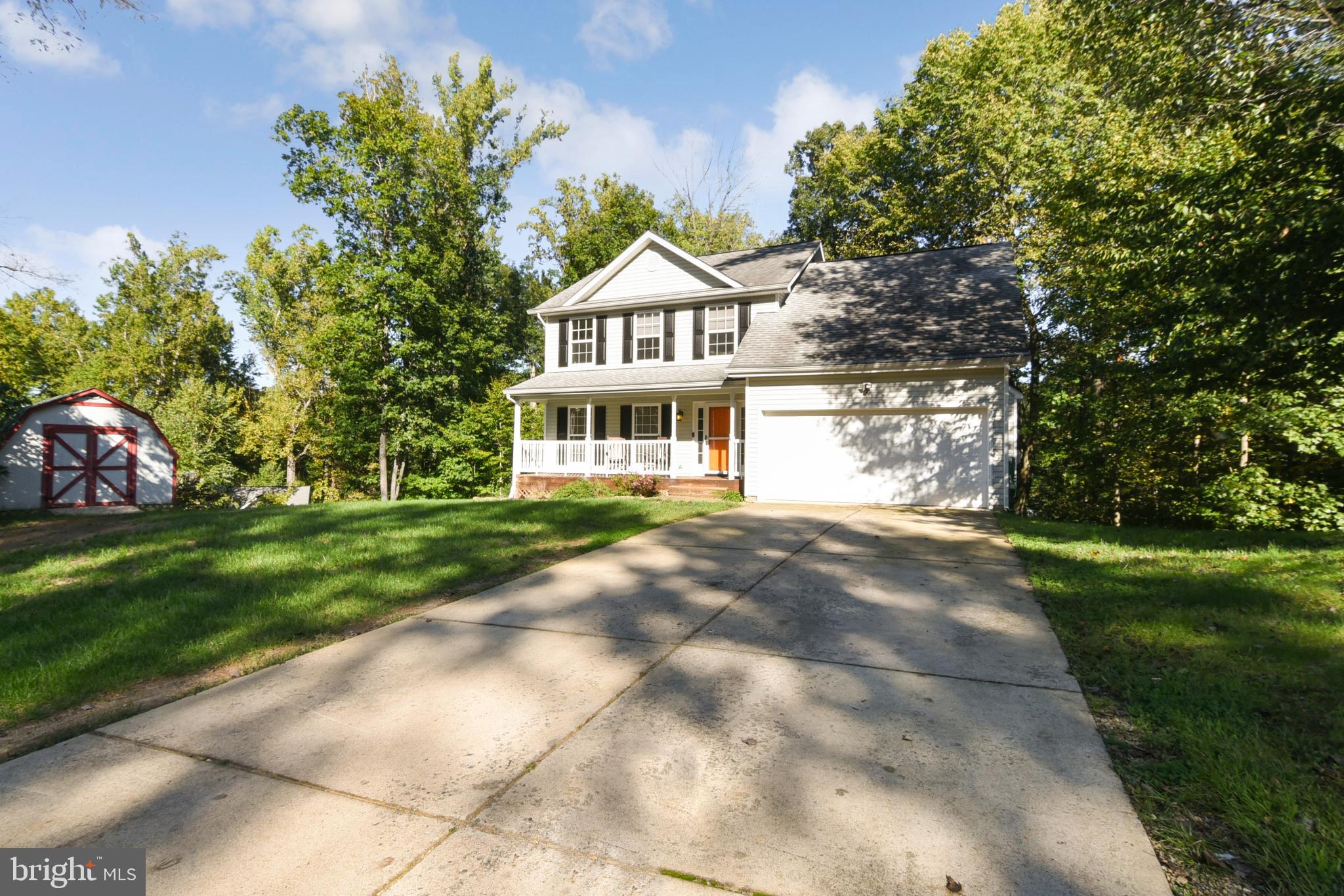 PRESIDENTIAL LAKES - Residential