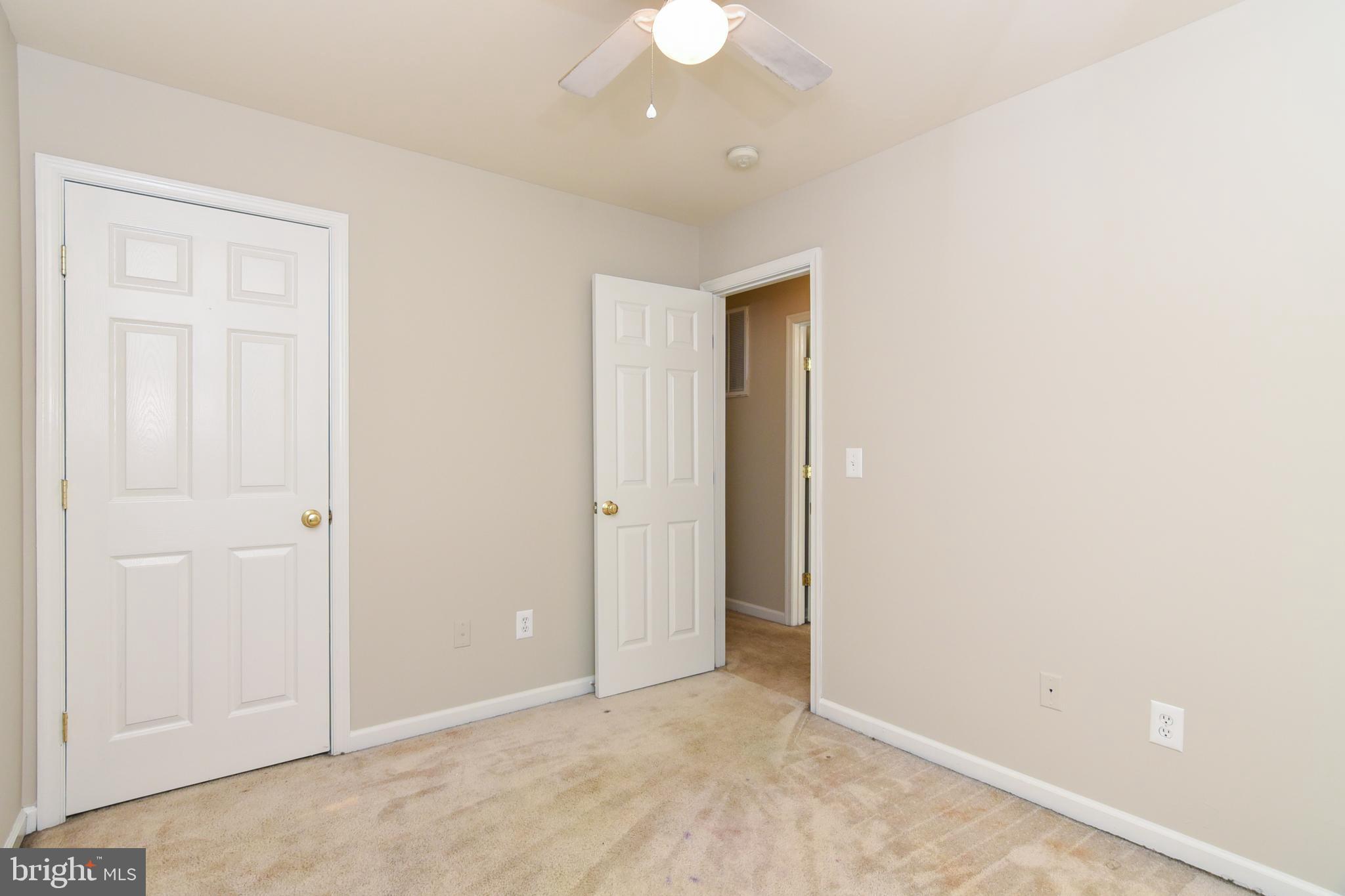 PRESIDENTIAL LAKES - Residential