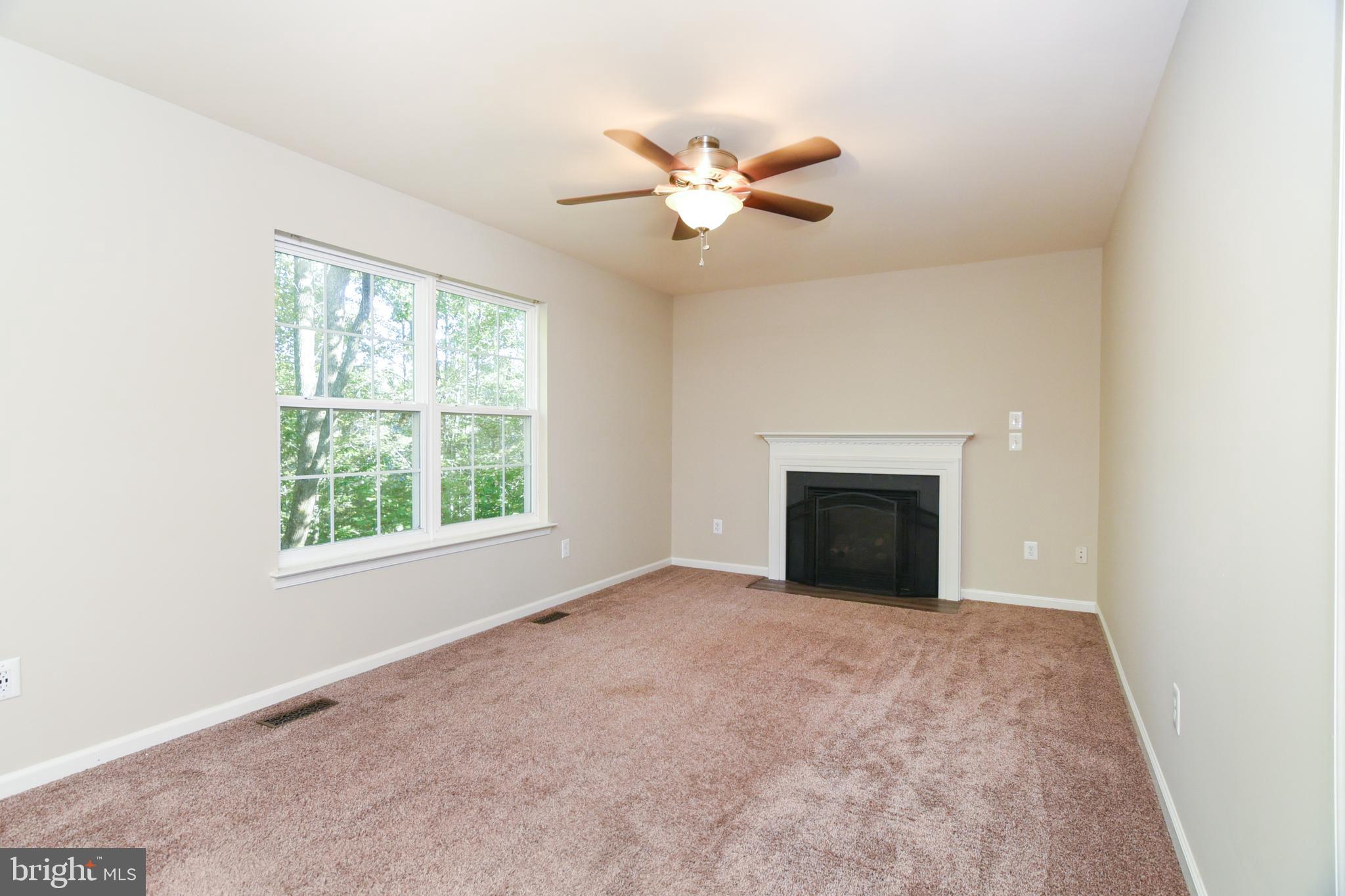 PRESIDENTIAL LAKES - Residential