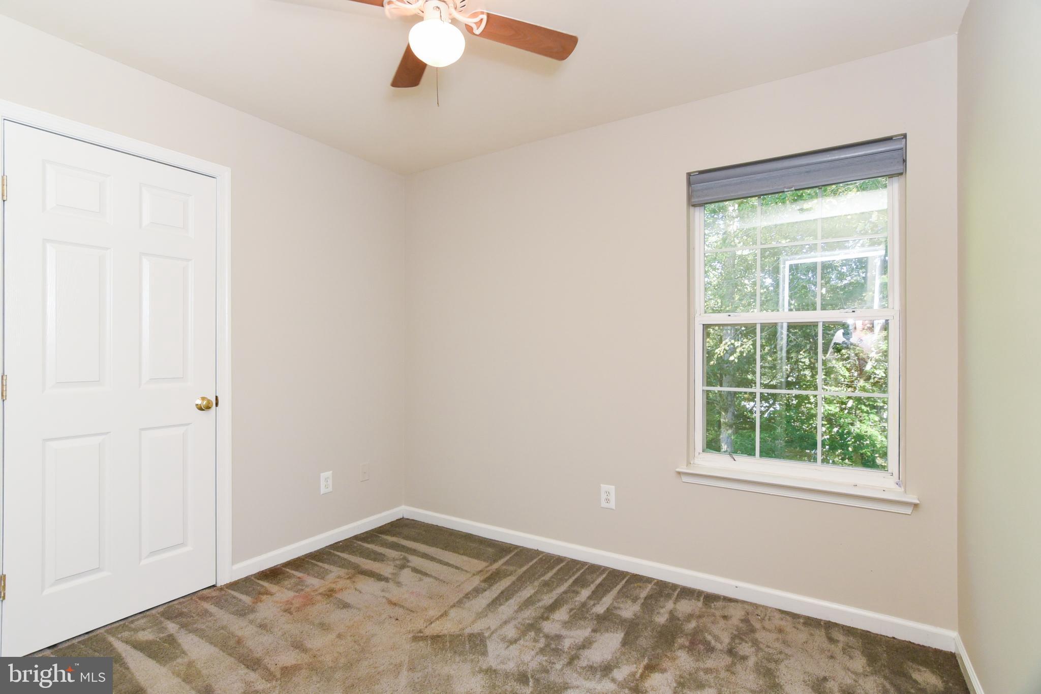 PRESIDENTIAL LAKES - Residential