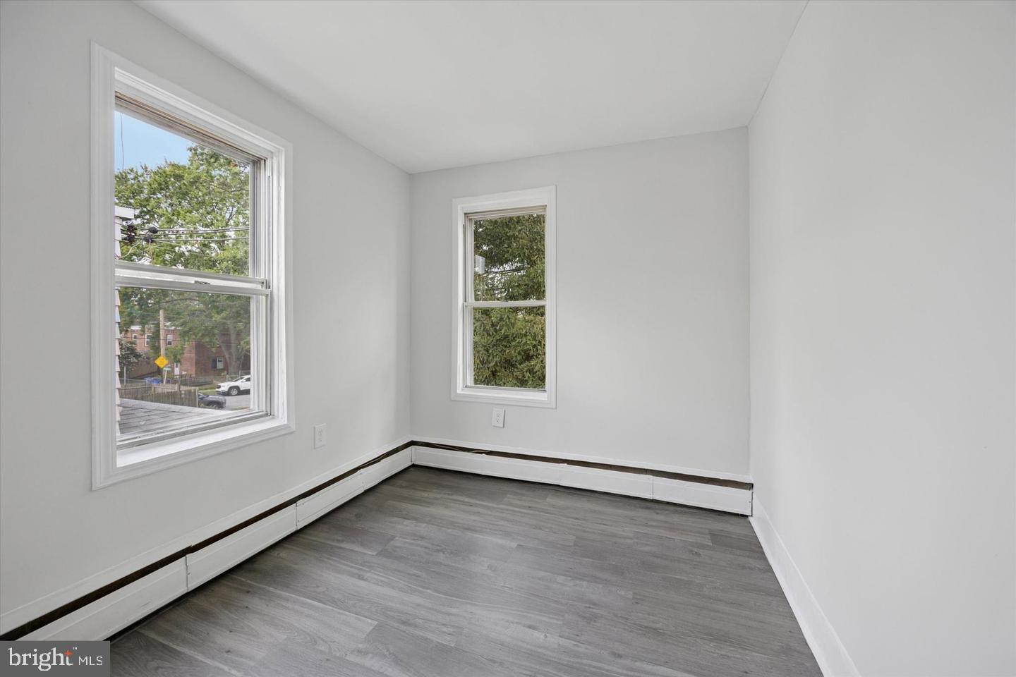 LINWOOD - Residential