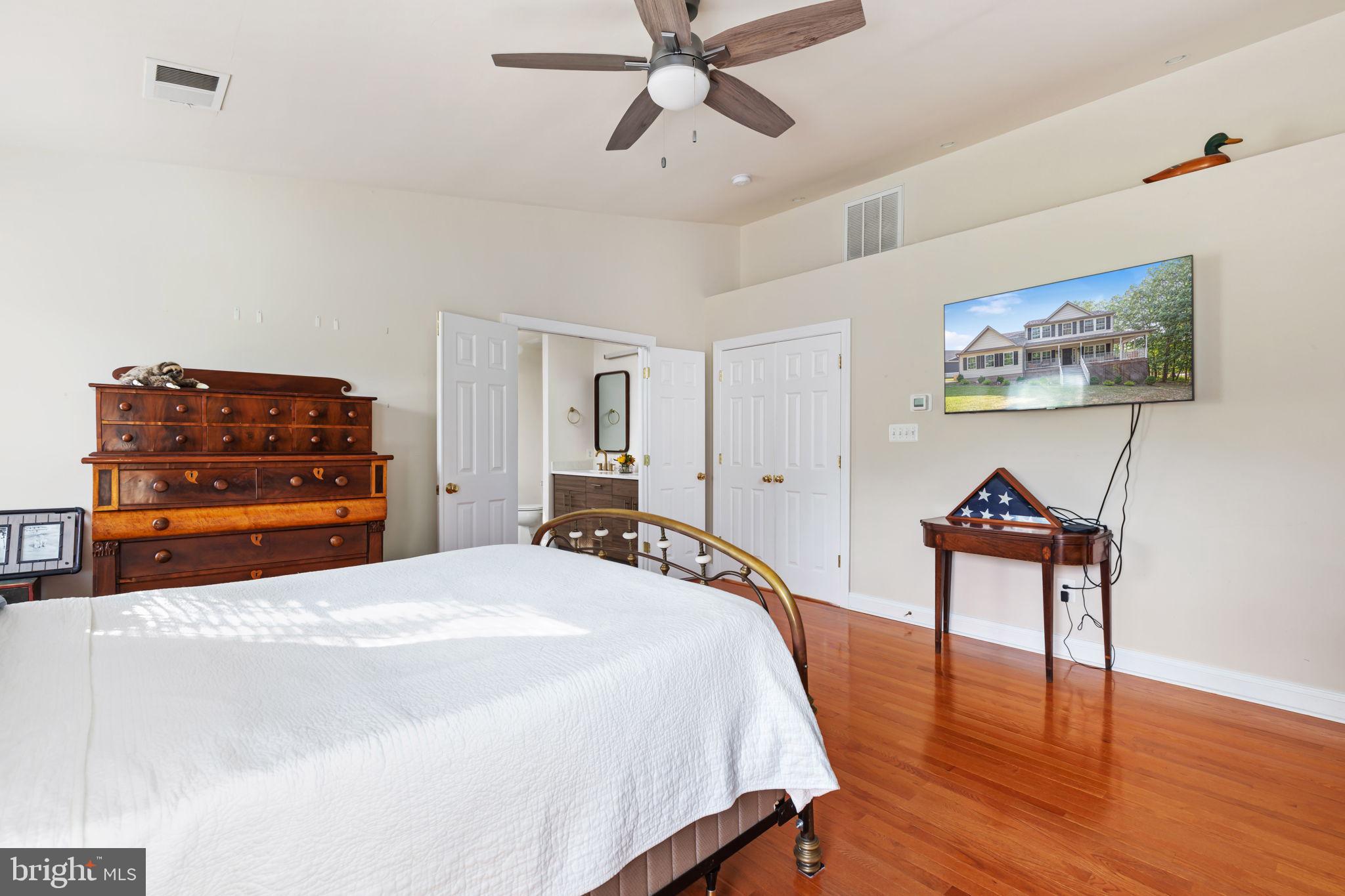 LAKE HOLIDAY ESTATES - Residential