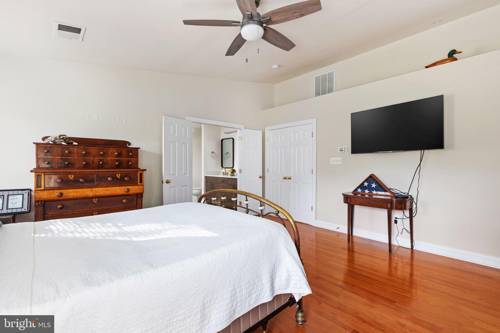 LAKE HOLIDAY ESTATES - Residential