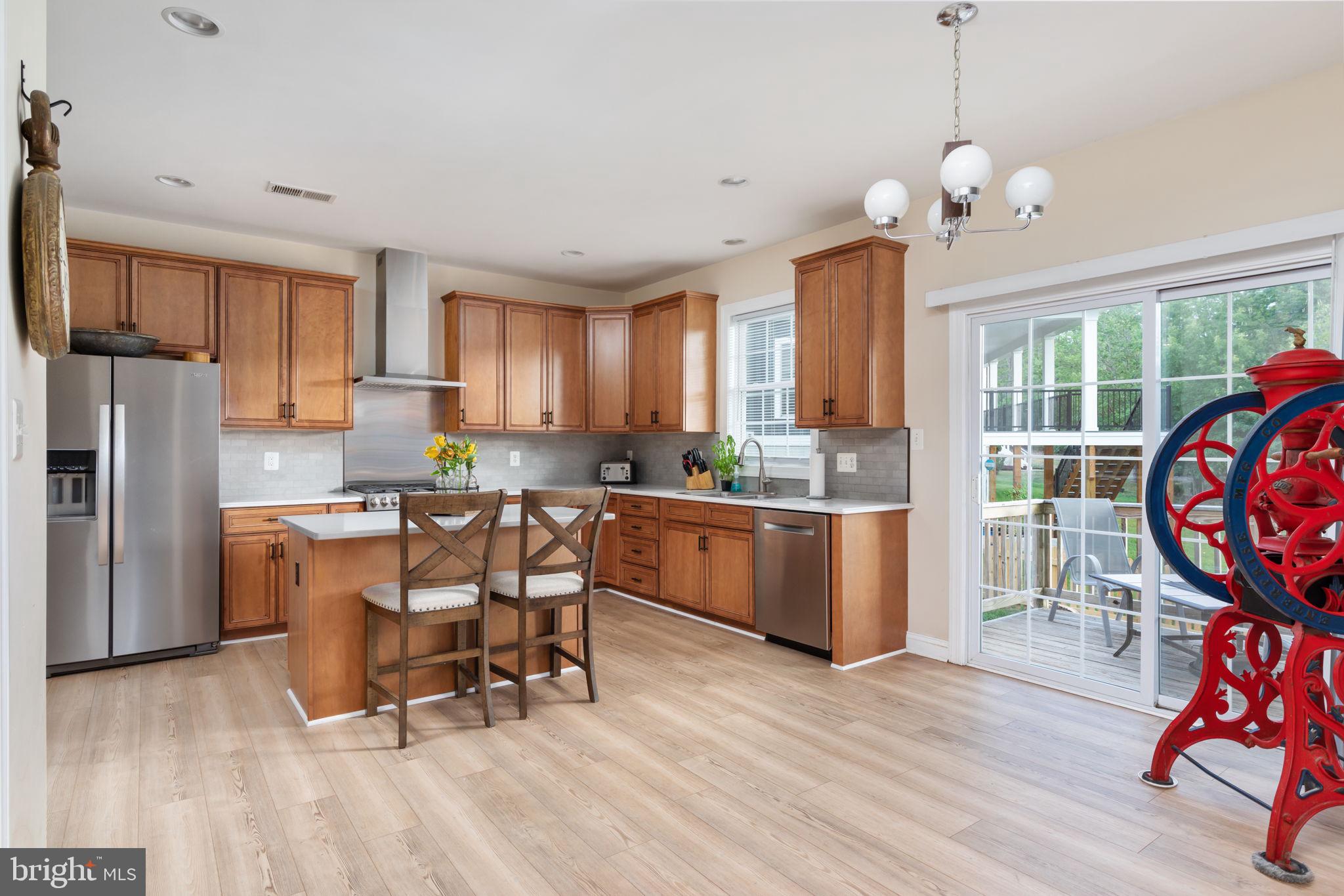 LAKE HOLIDAY ESTATES - Residential