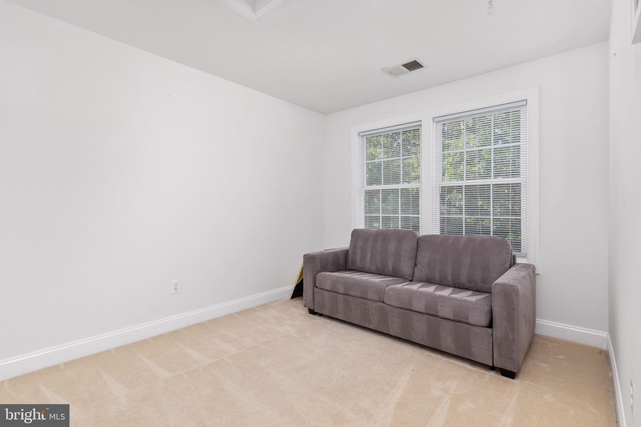 LAKE HOLIDAY ESTATES - Residential