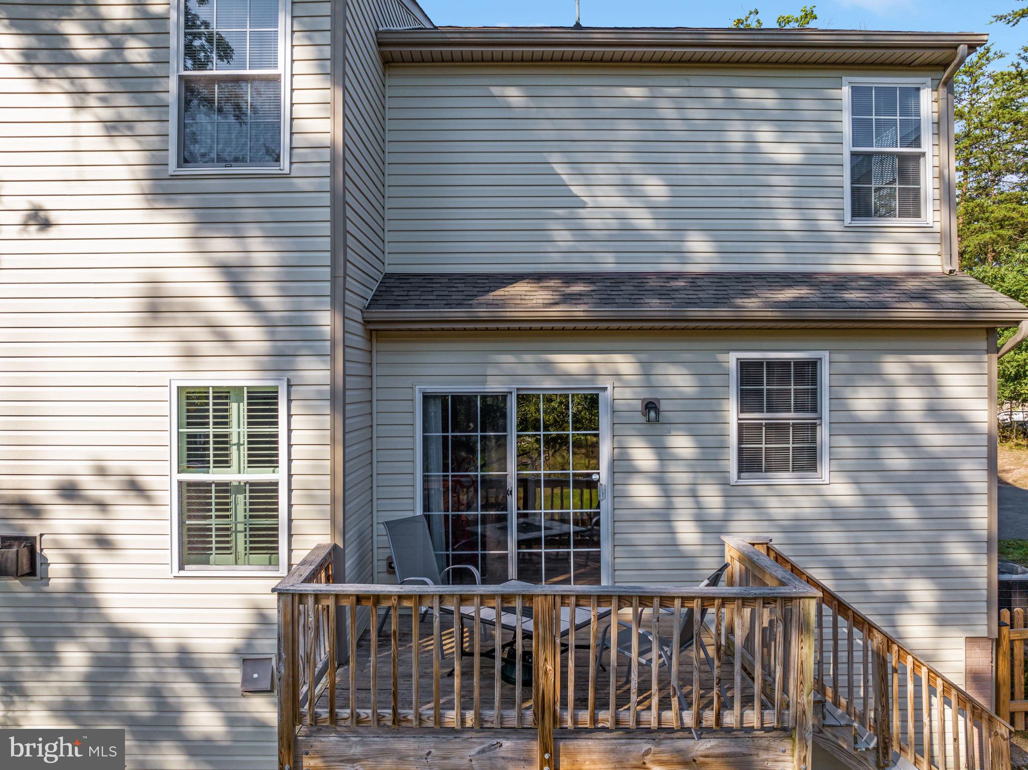 LAKE HOLIDAY ESTATES - Residential