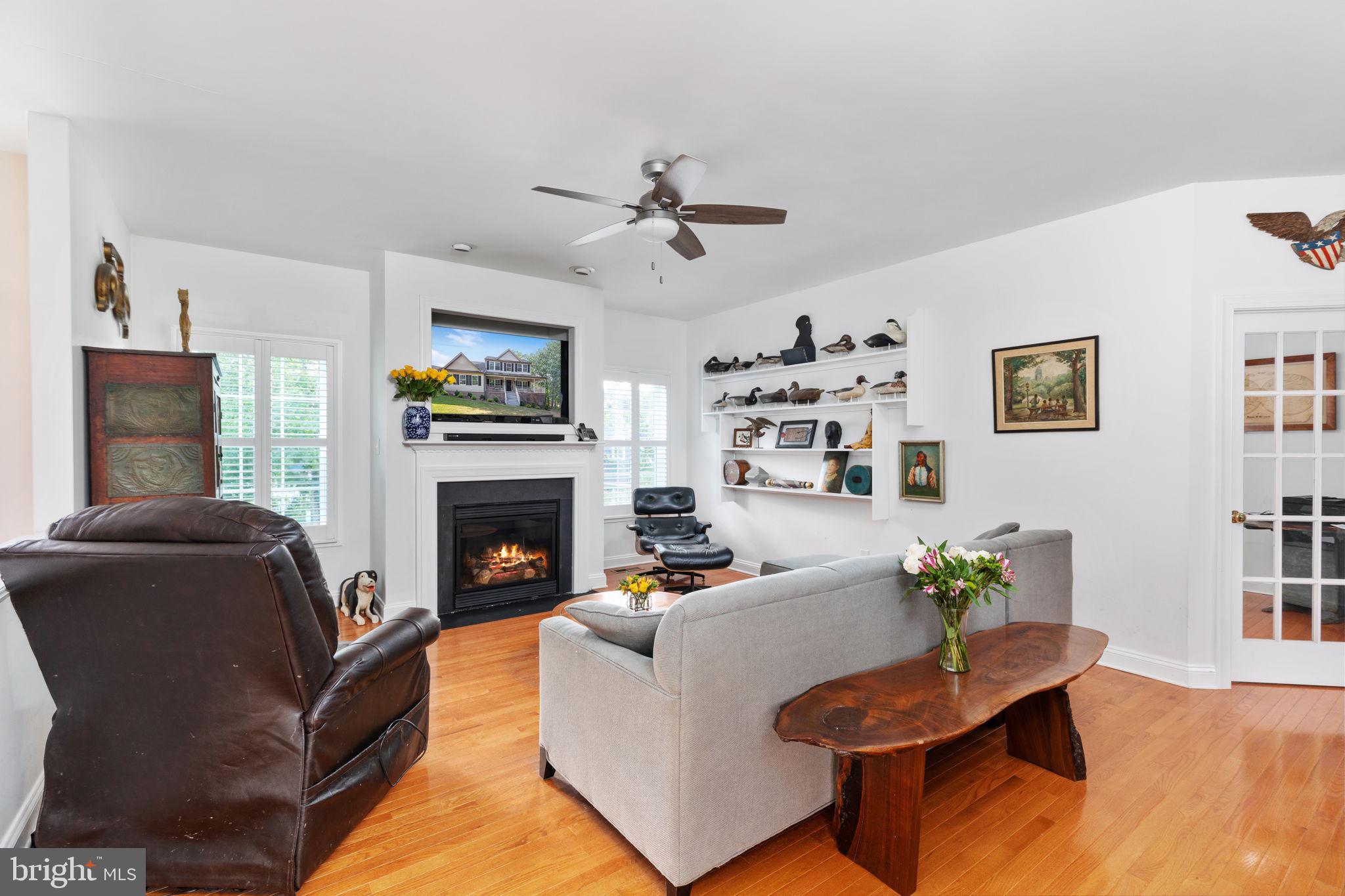 LAKE HOLIDAY ESTATES - Residential