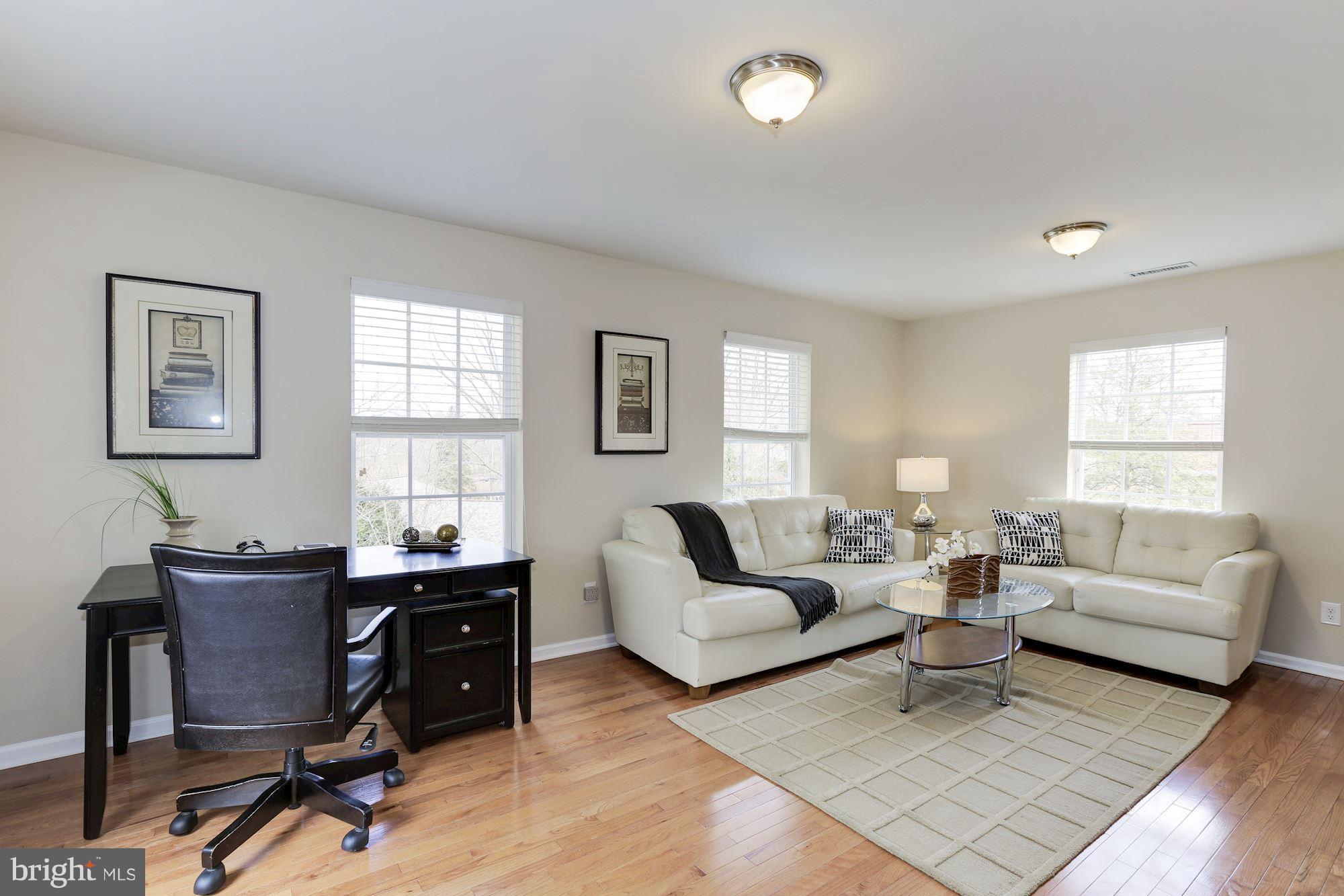 REGENCY ESTATES - Residential