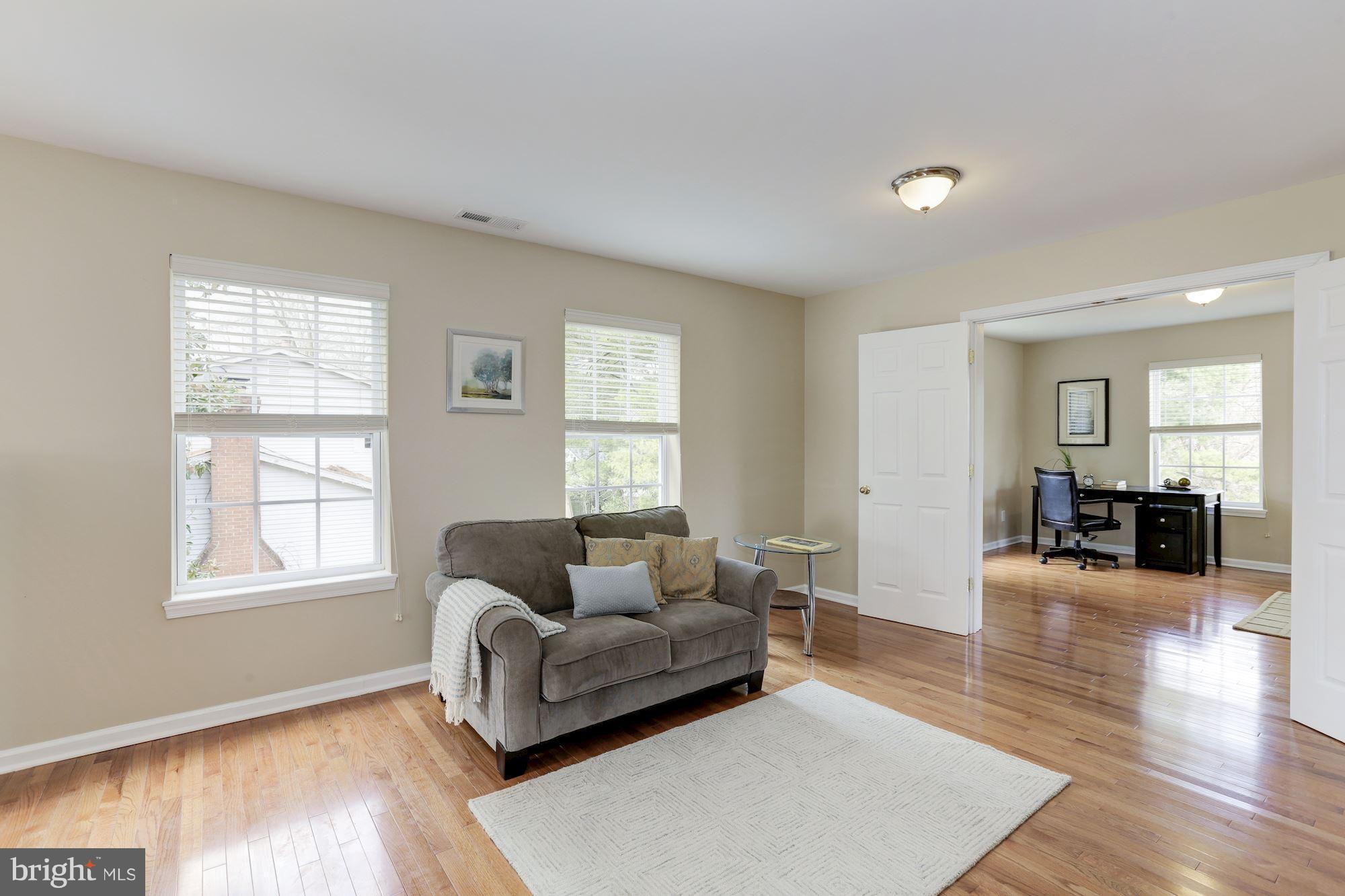 REGENCY ESTATES - Residential