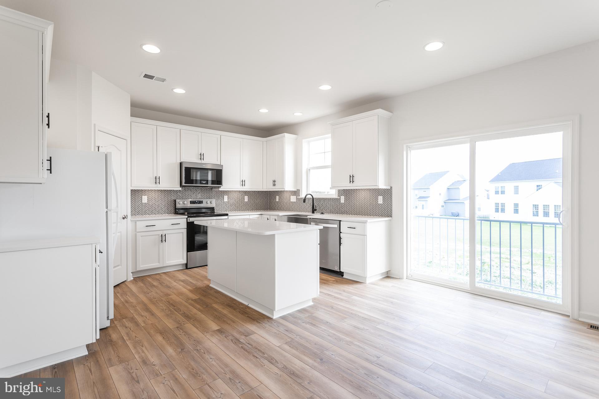 SPRINGDALE FARM - Residential