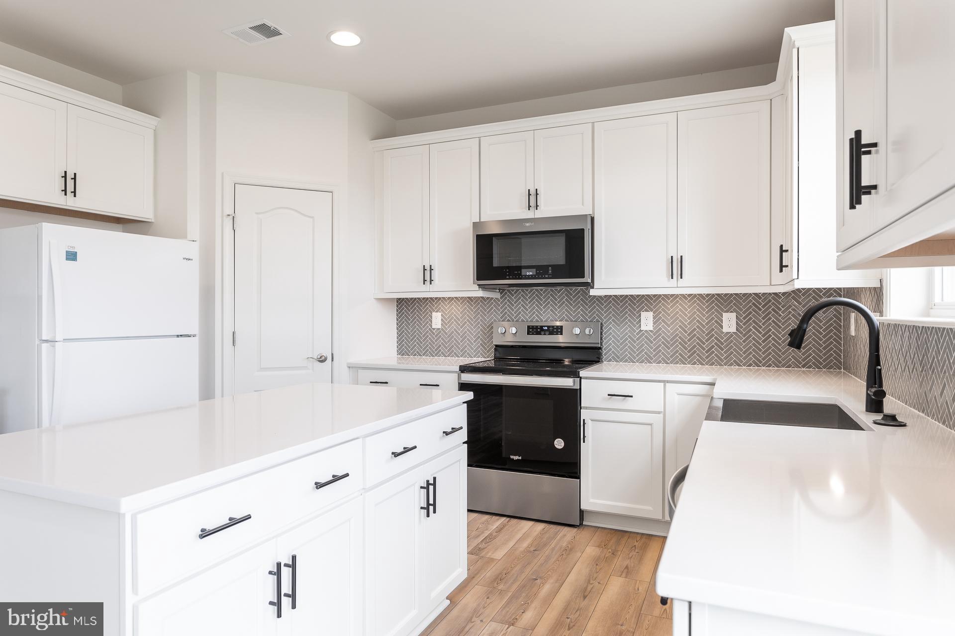 SPRINGDALE FARM - Residential