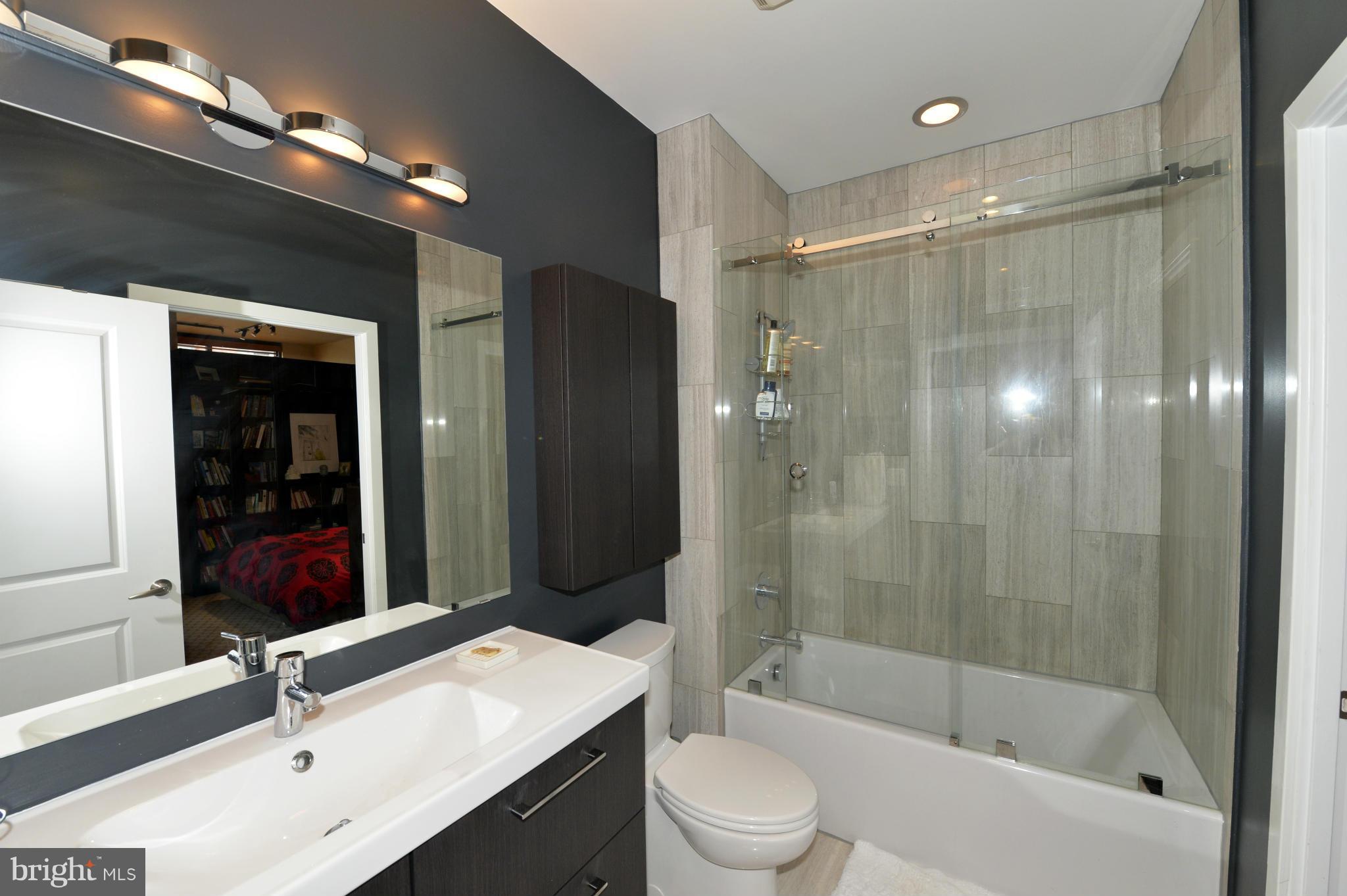 CONDOS AT CARLYLE SQUARE - Residential Lease