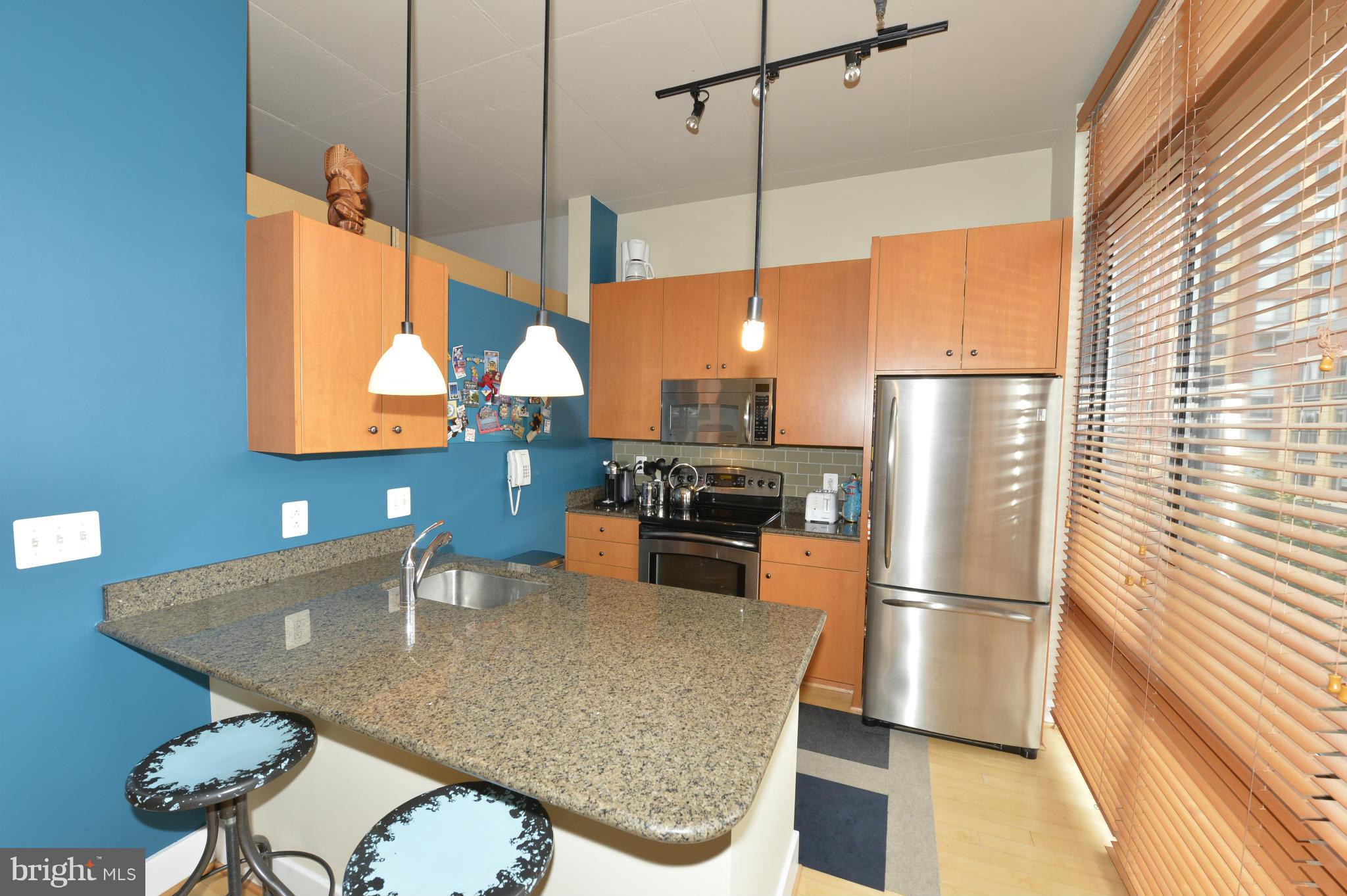 CONDOS AT CARLYLE SQUARE - Residential Lease