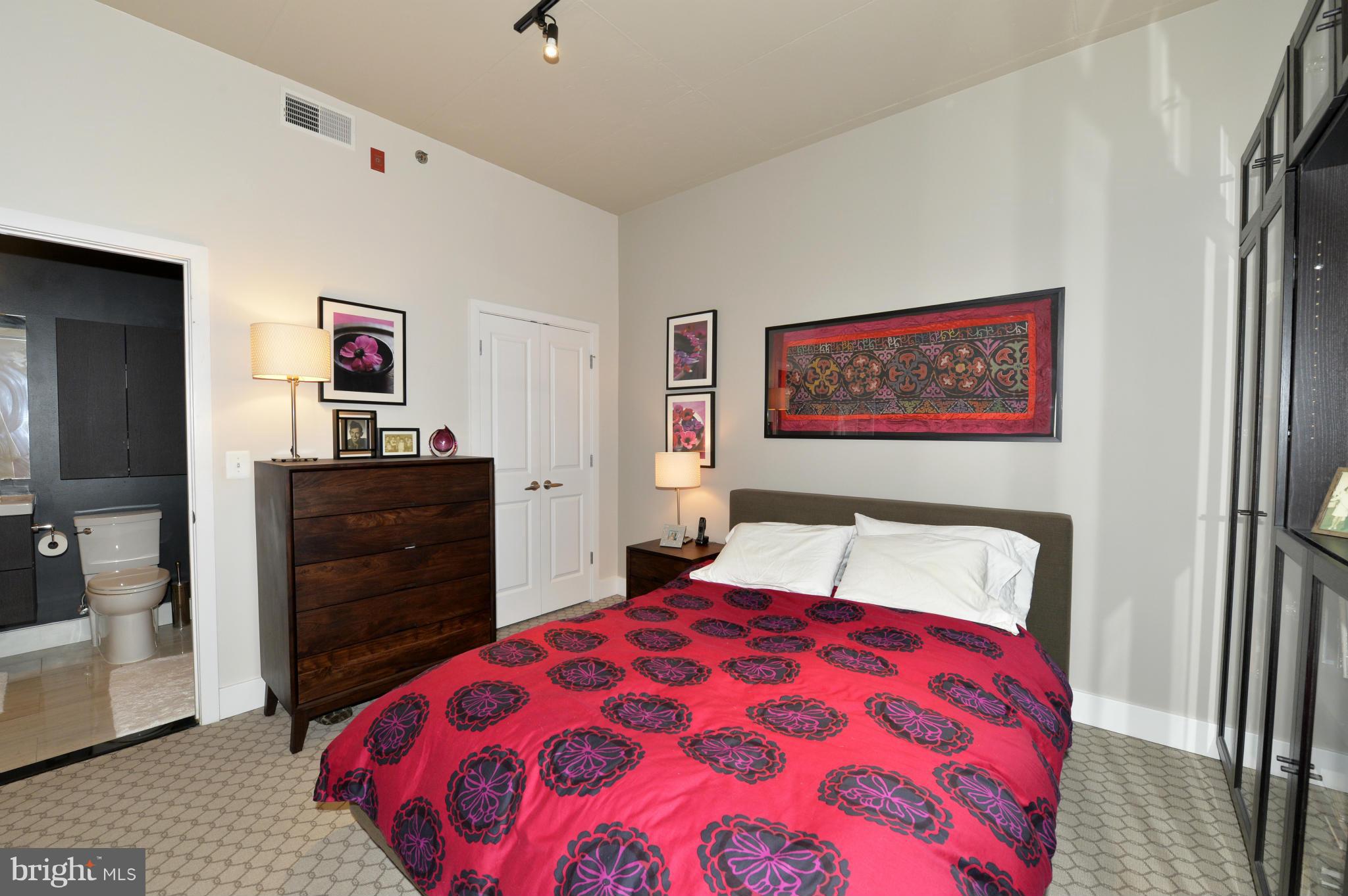 CONDOS AT CARLYLE SQUARE - Residential Lease