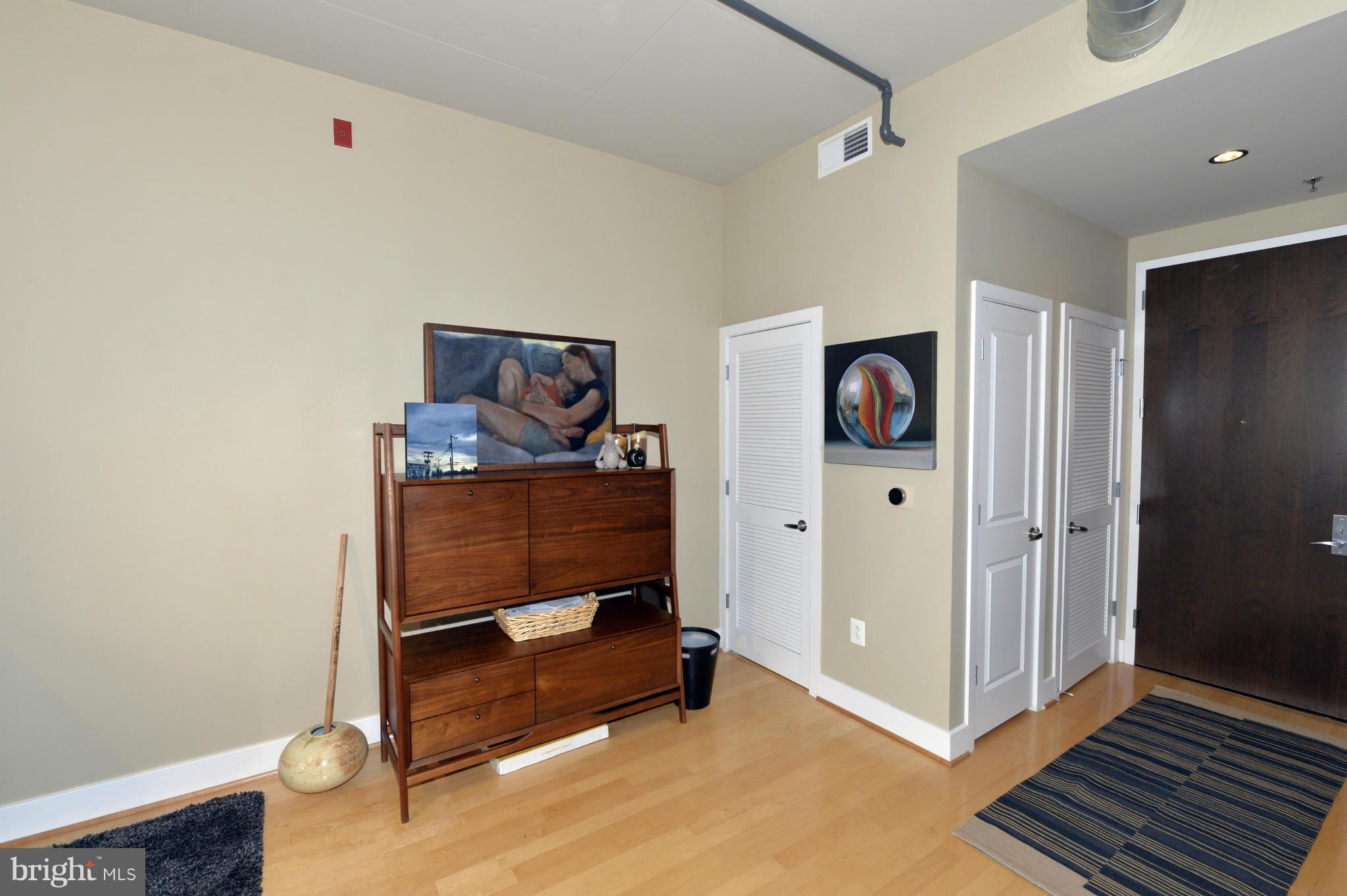 CONDOS AT CARLYLE SQUARE - Residential Lease