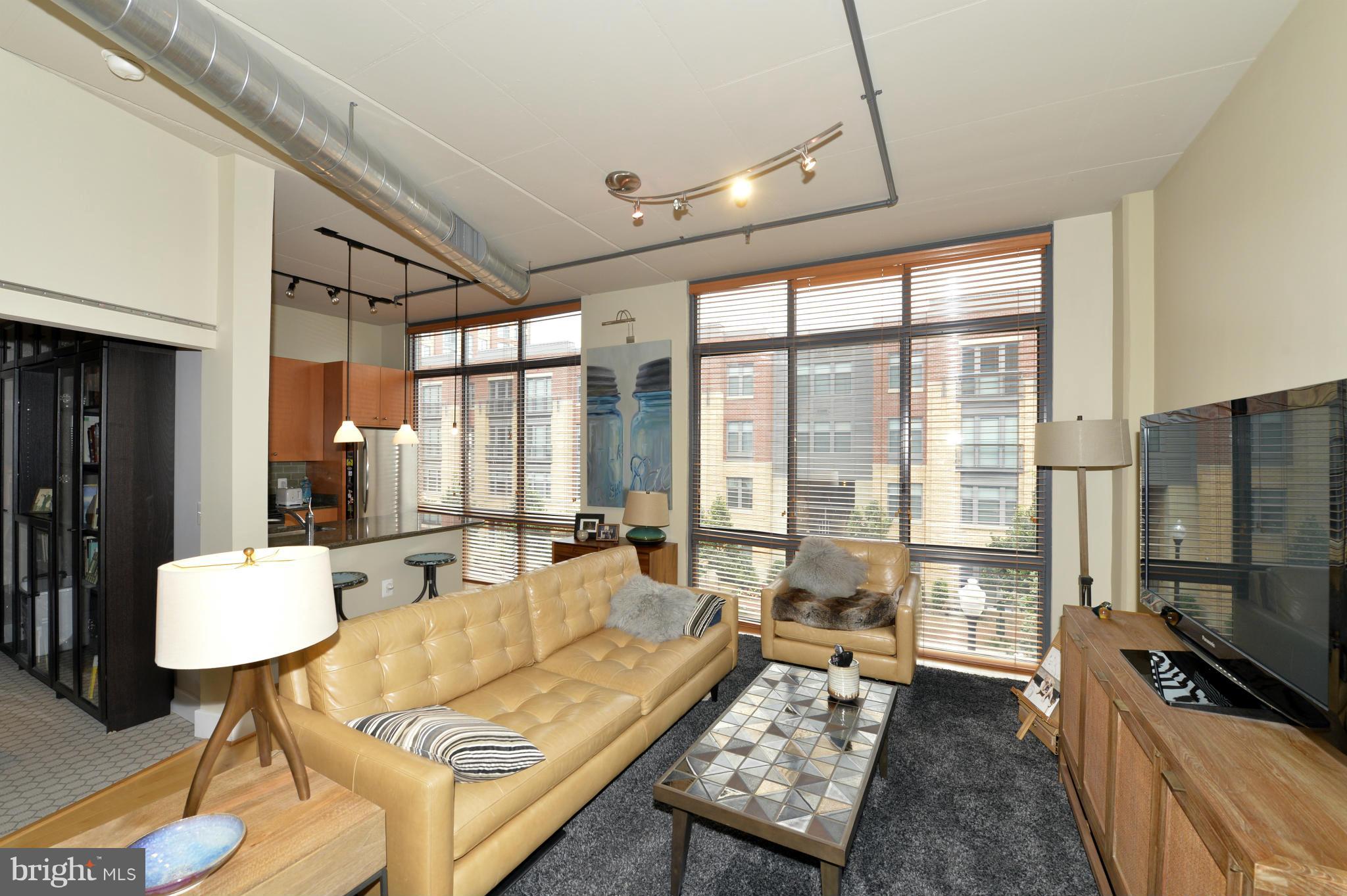 CONDOS AT CARLYLE SQUARE - Residential Lease