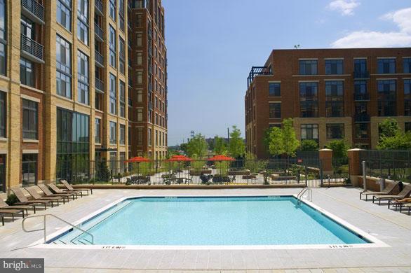 CONDOS AT CARLYLE SQUARE - Residential Lease