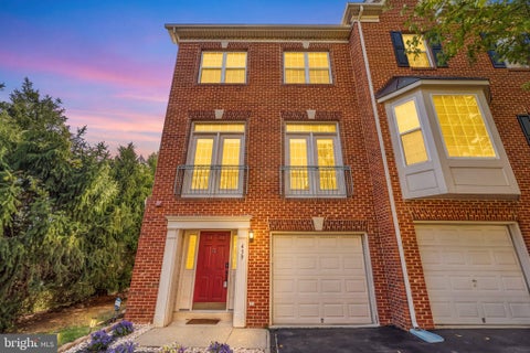 Photo of 439 Stanton Place, ALEXANDRIA, VA 22304 (MLS # VAAX2067002)
