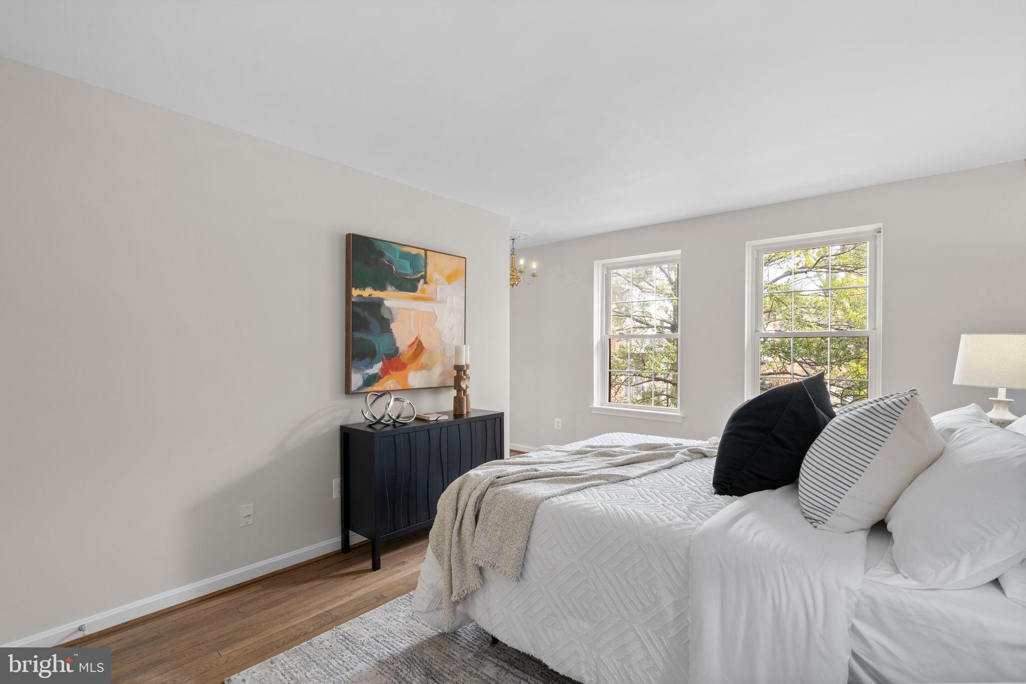 RESTON - Residential