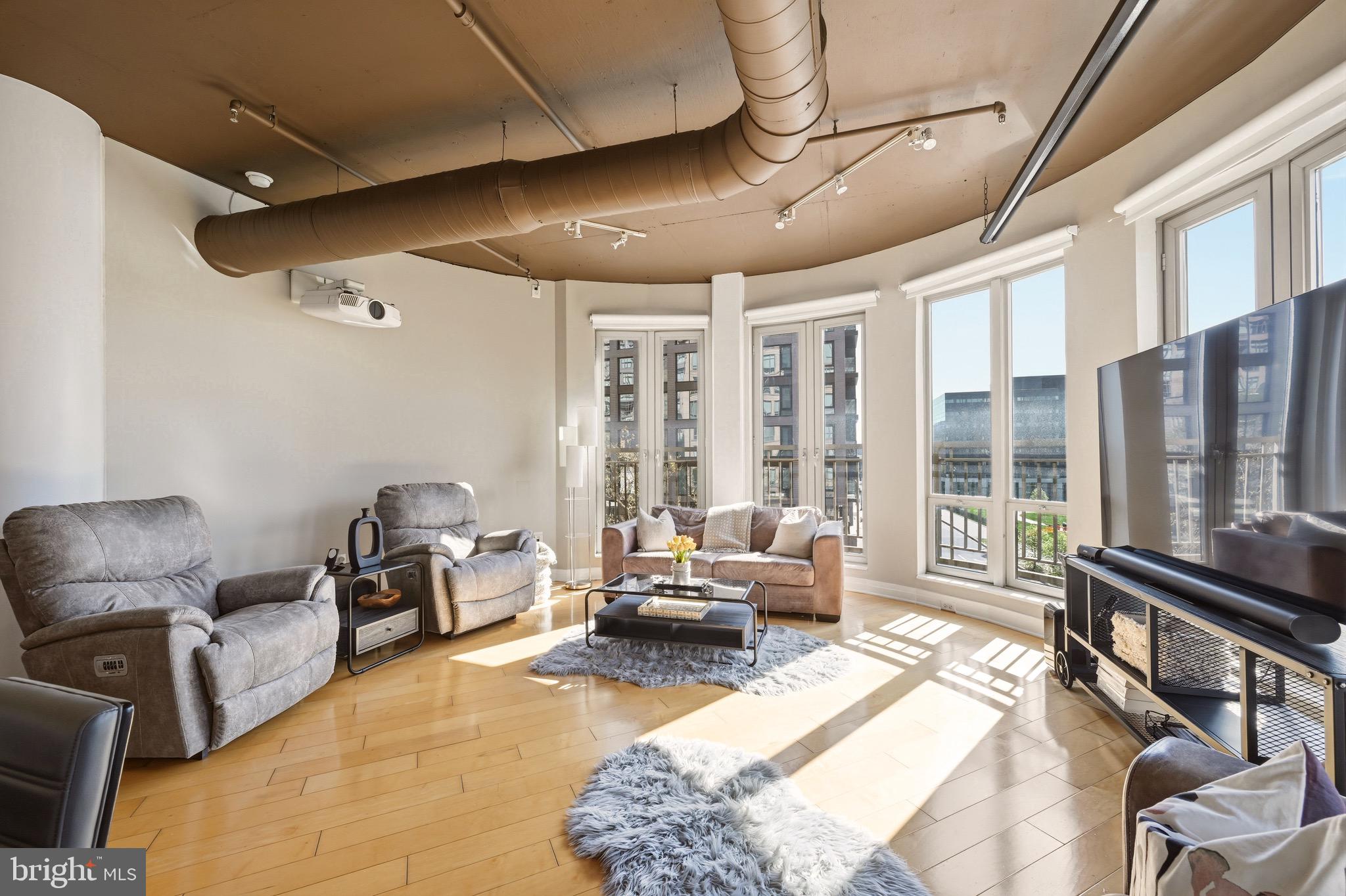 301 MASSACHUSETTS AVENUE NW 403